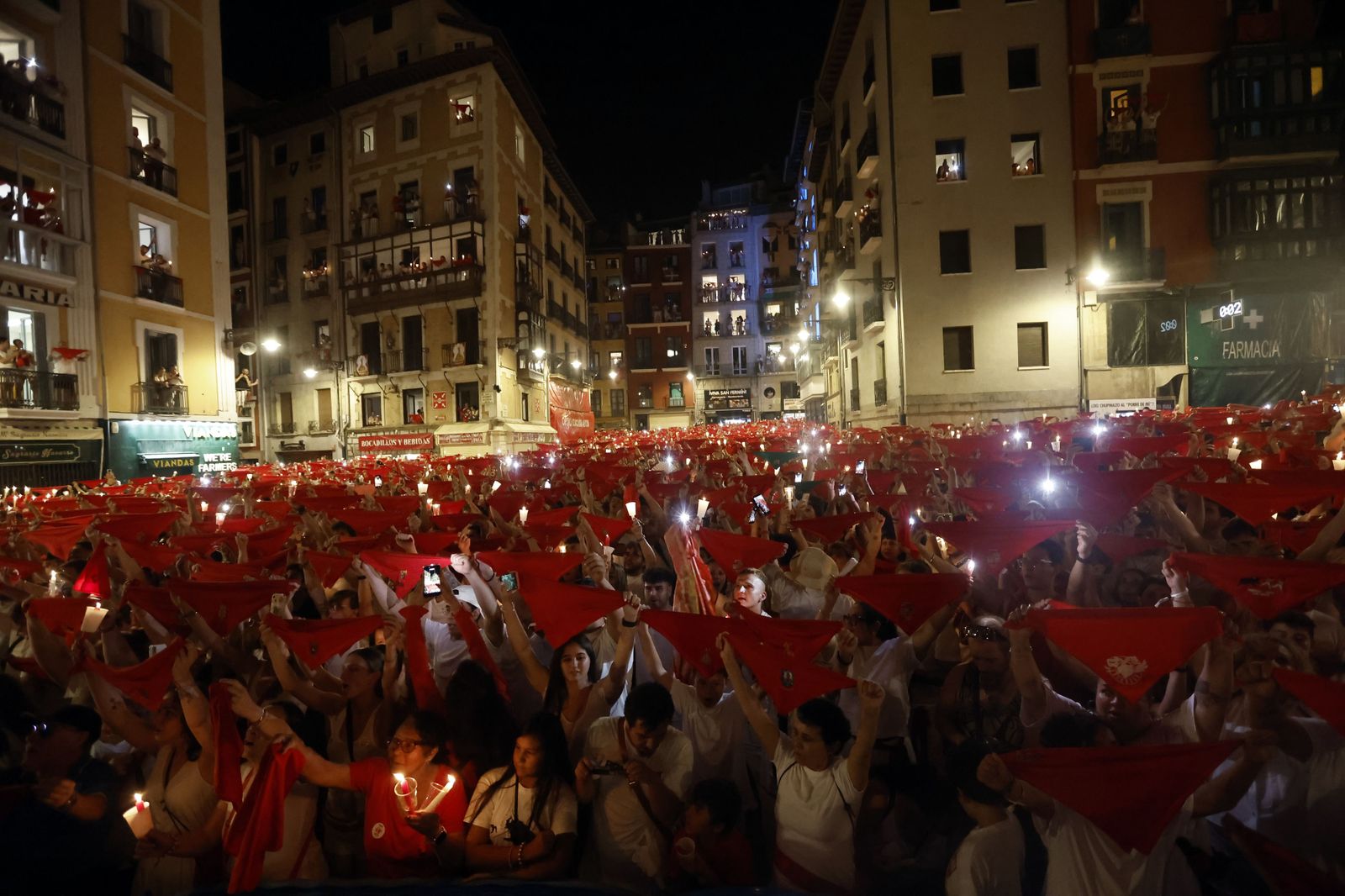 Punto final a los Sanfermines de 2026 con el clásico 'Pobre de mí"