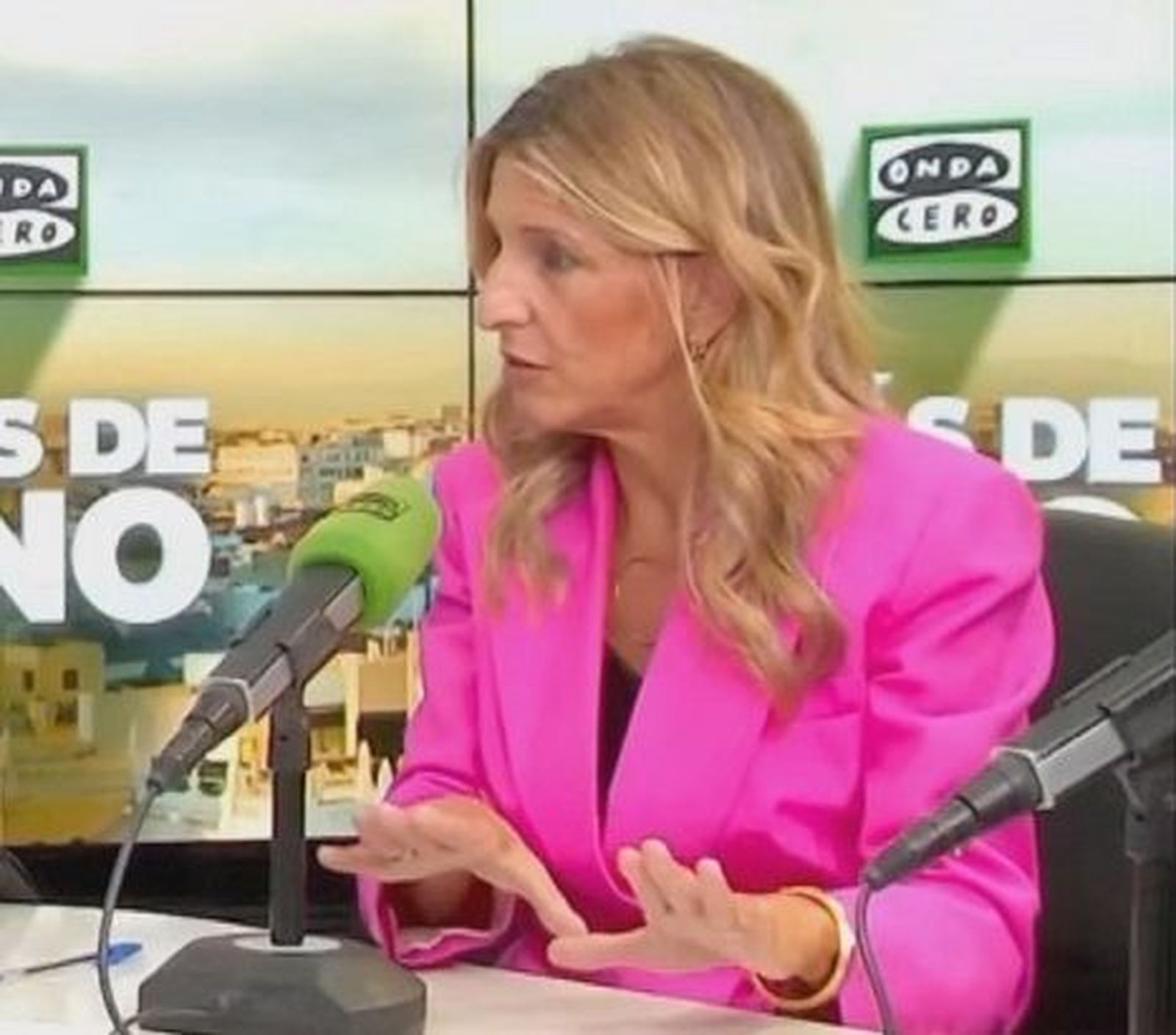 Yolanda Díaz espeta a Junts que no puede negociar con "chantaje" y avisa: "Yo tengo límites y no voy a entregar mi país"
