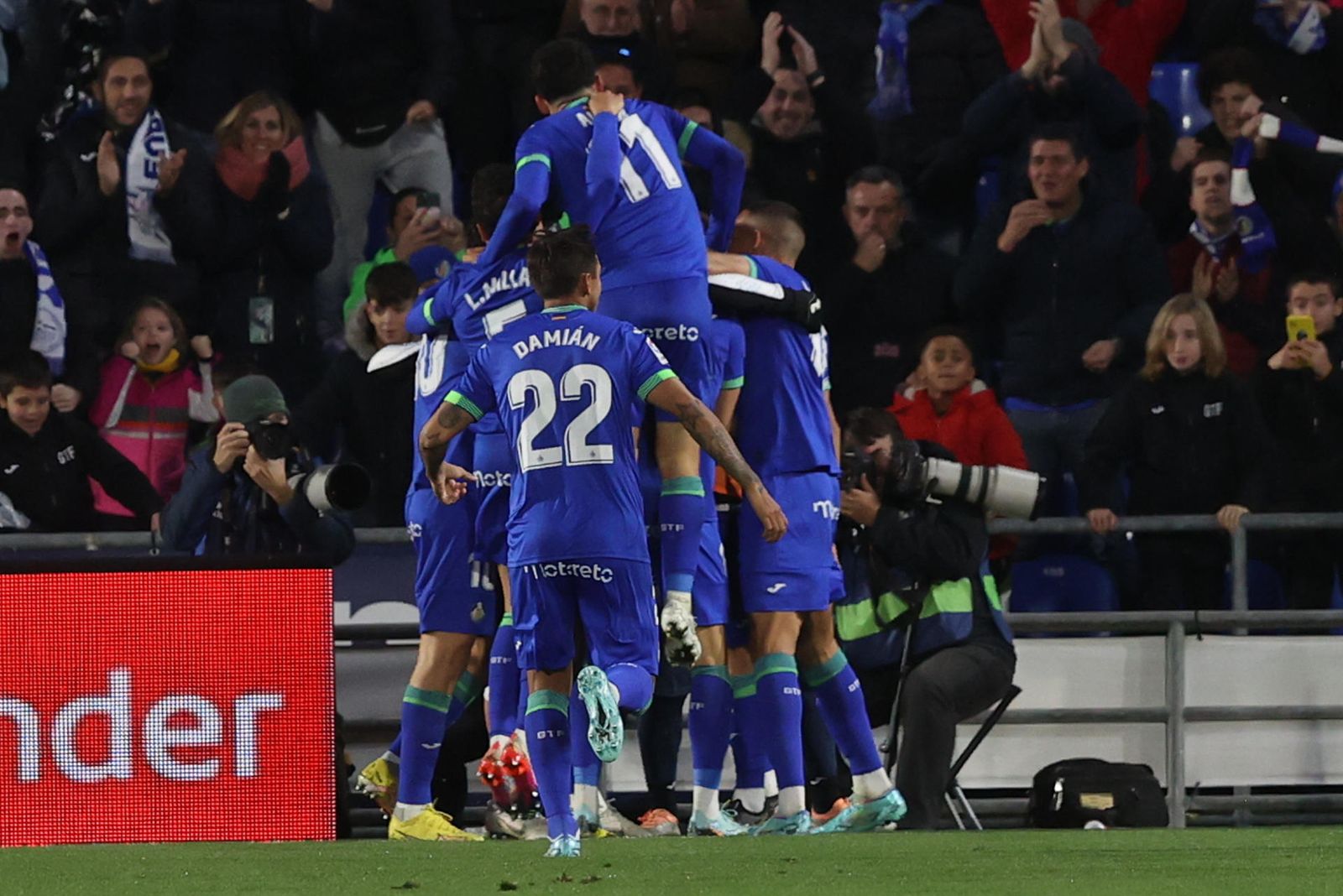 Los jugadores del Getafe celebran un gol ante el Mallorca
