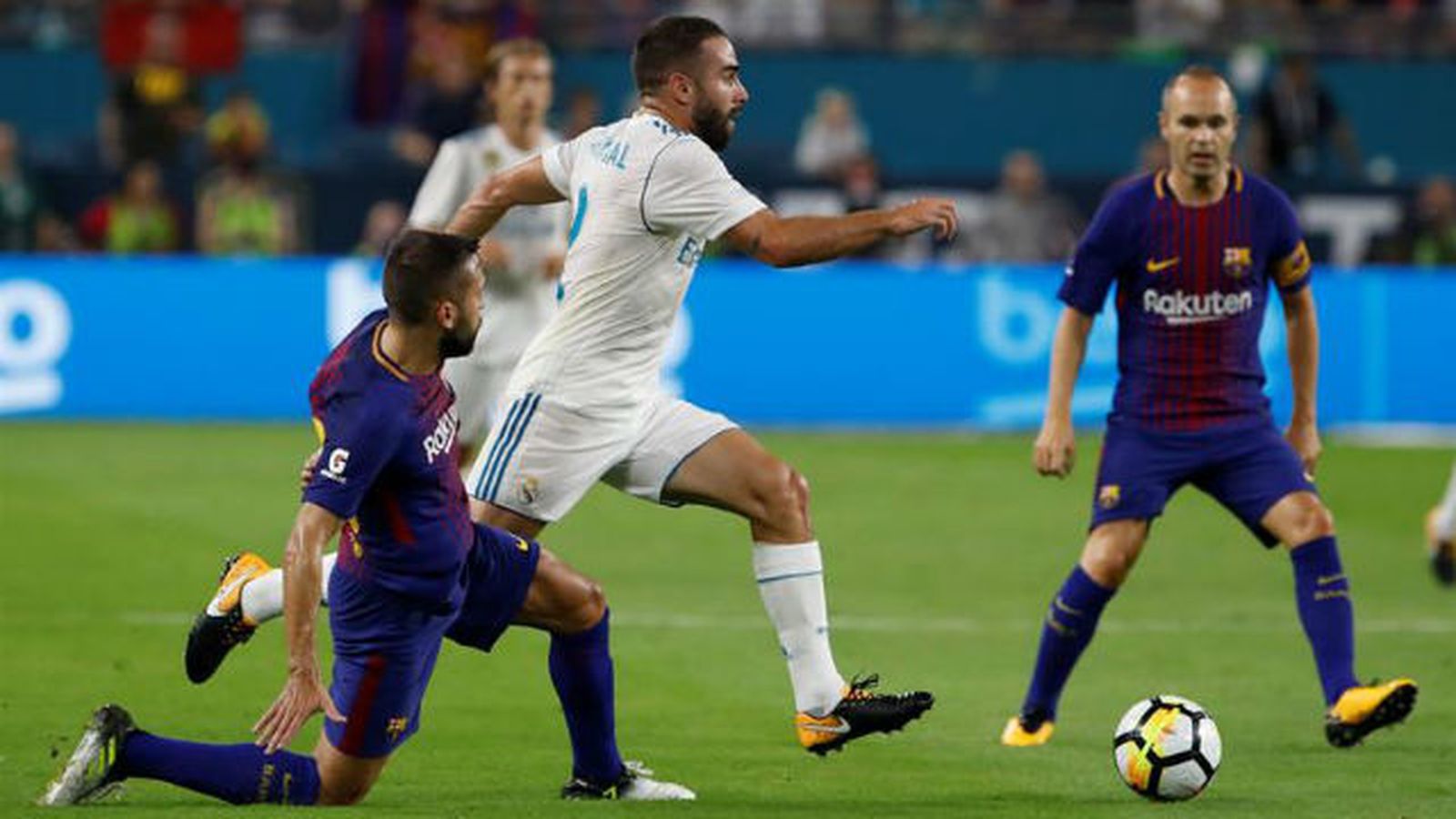 Carvajal ante el Barcelona