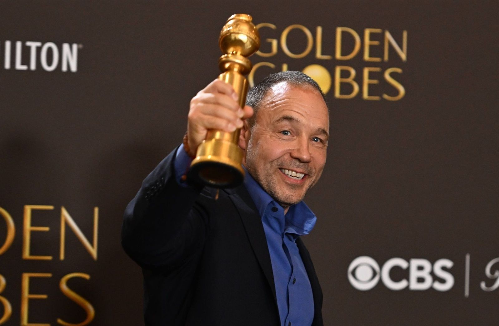 'Una batalla tras otra' y 'Adolescencia' triunfan en los Globos de Oro 2026