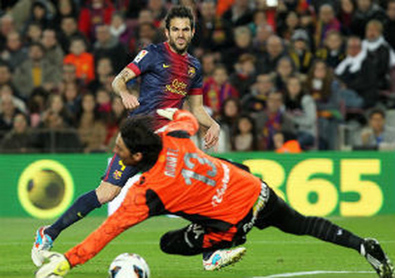 Cesc marca un gol