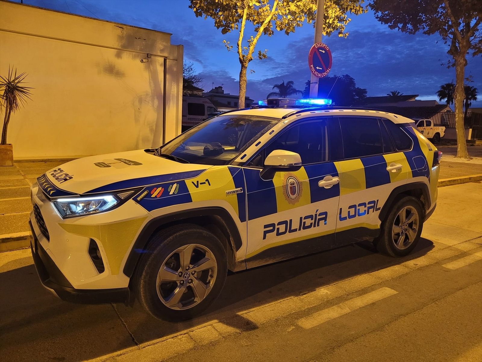 Muere en Conil tras caer desde un balcón en su despedida de soltero