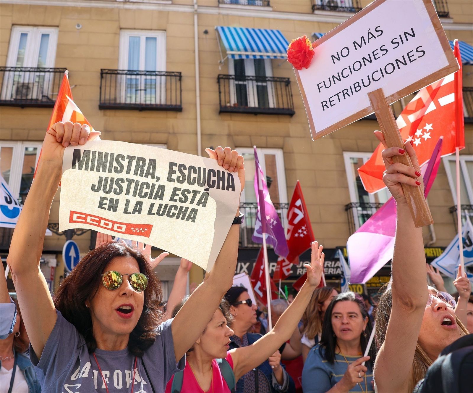 Manifestación de funcionarios de Justicia: "Seguiremos hasta que el Ministerio se siente y haga una propuesta"