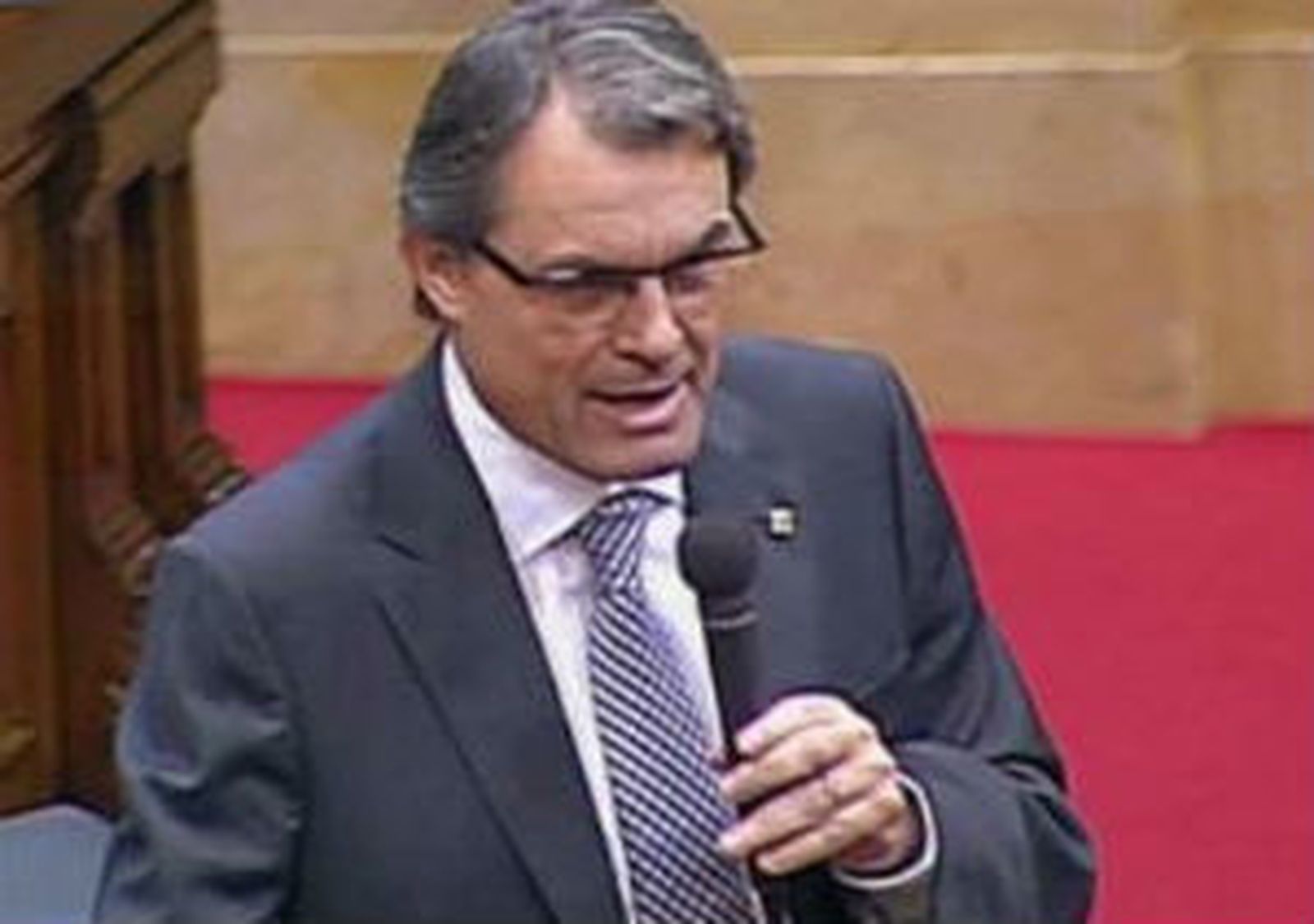 CiU saca adelante las tasas turística y farmacéutica con el apoyo del PP catalán