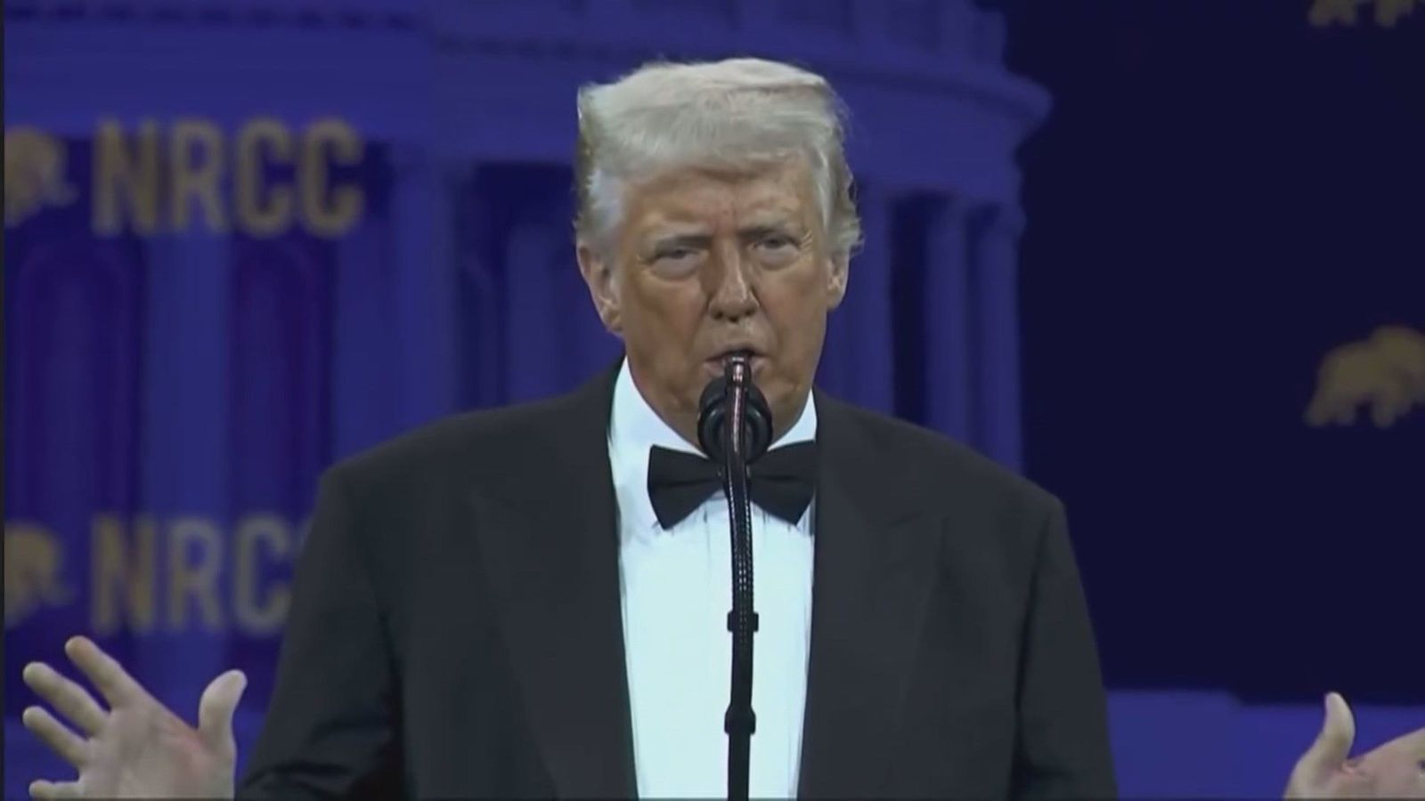 Trump sobre la negociación de los aranceles: "Nos están llamando, están besándome el culo"