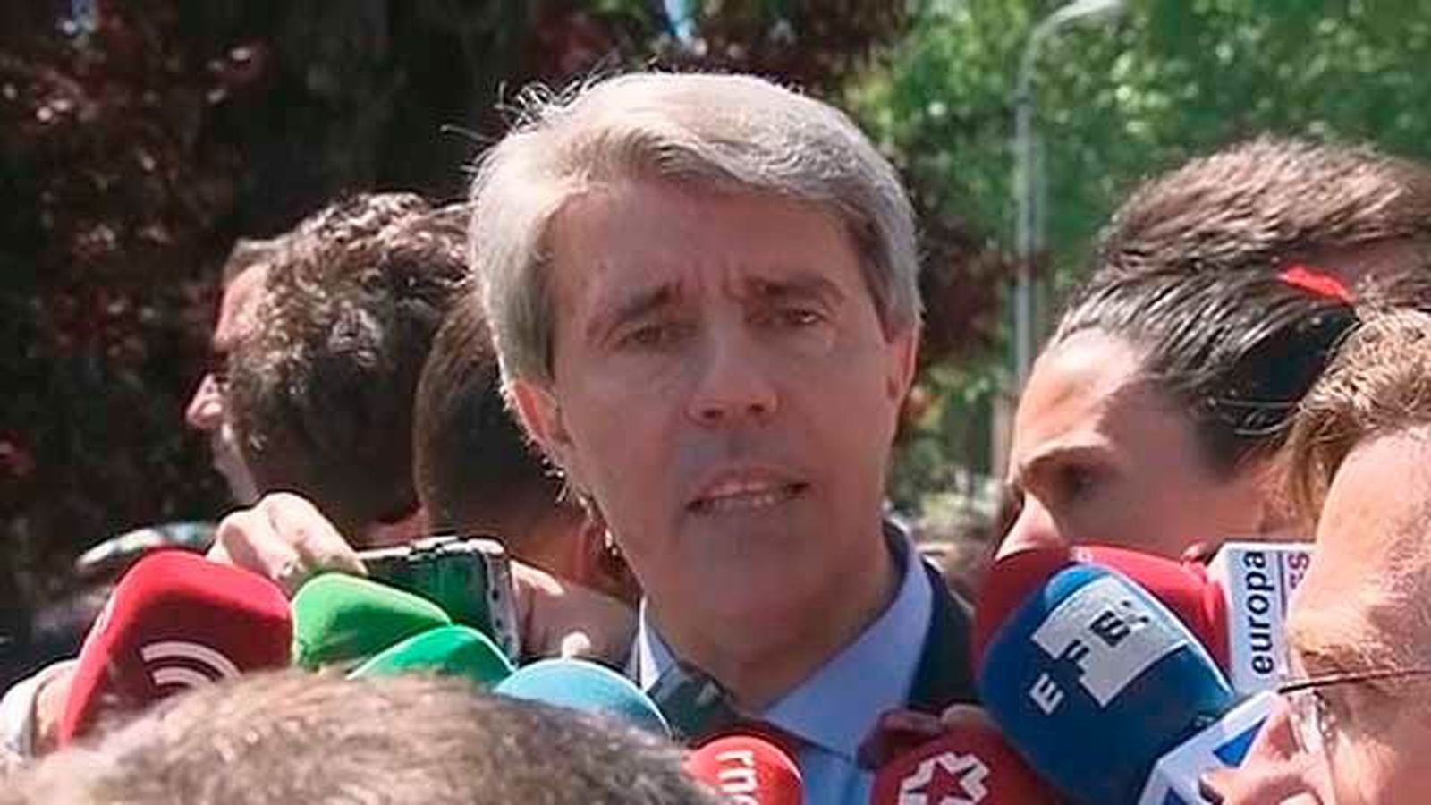 Garrido le pide al Santo que le ayude a ejercer su responsabilidad con acierto