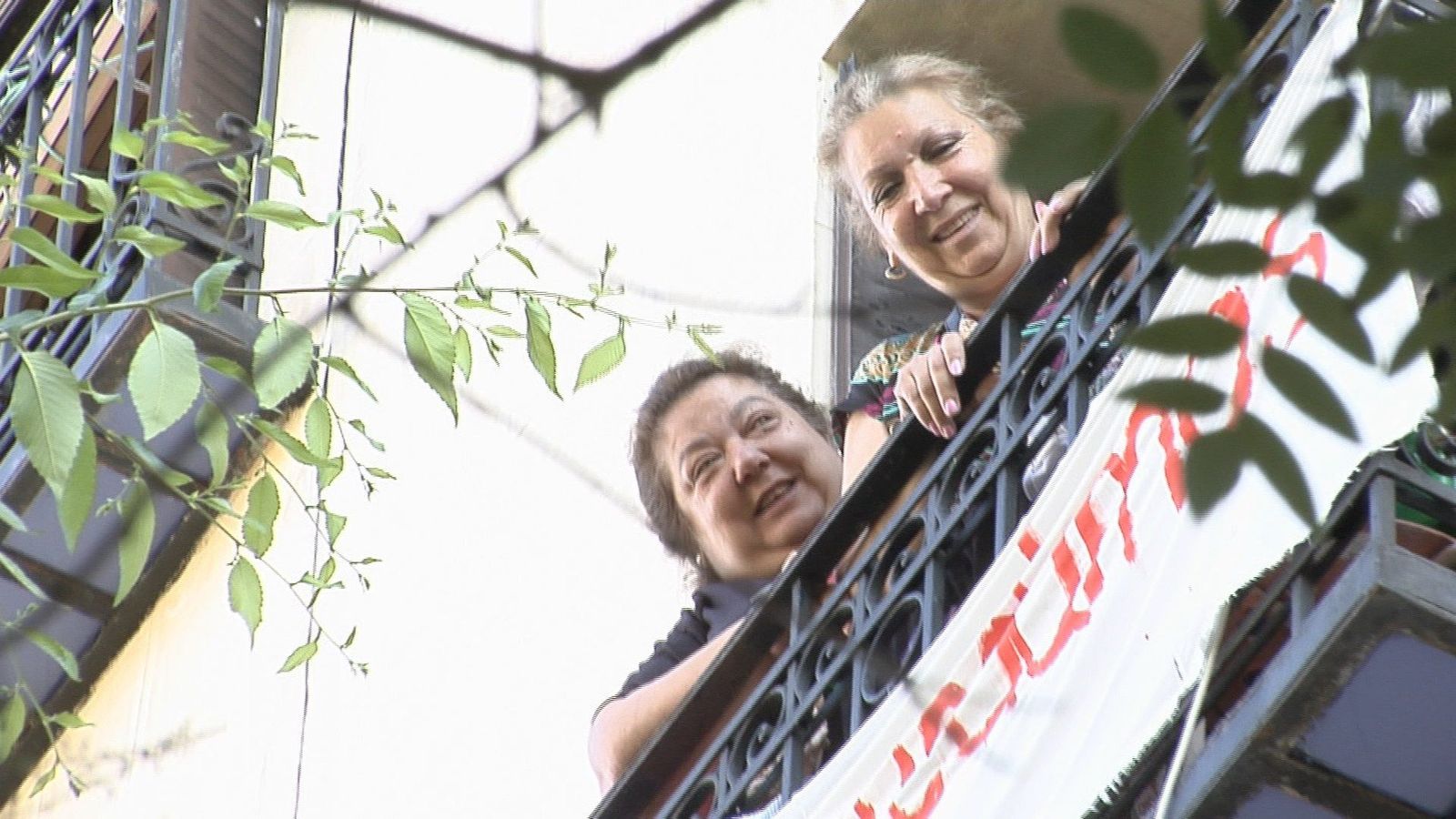 Los vecinos de Lavapiés se movilizan para evitar el desahucio de Pepi