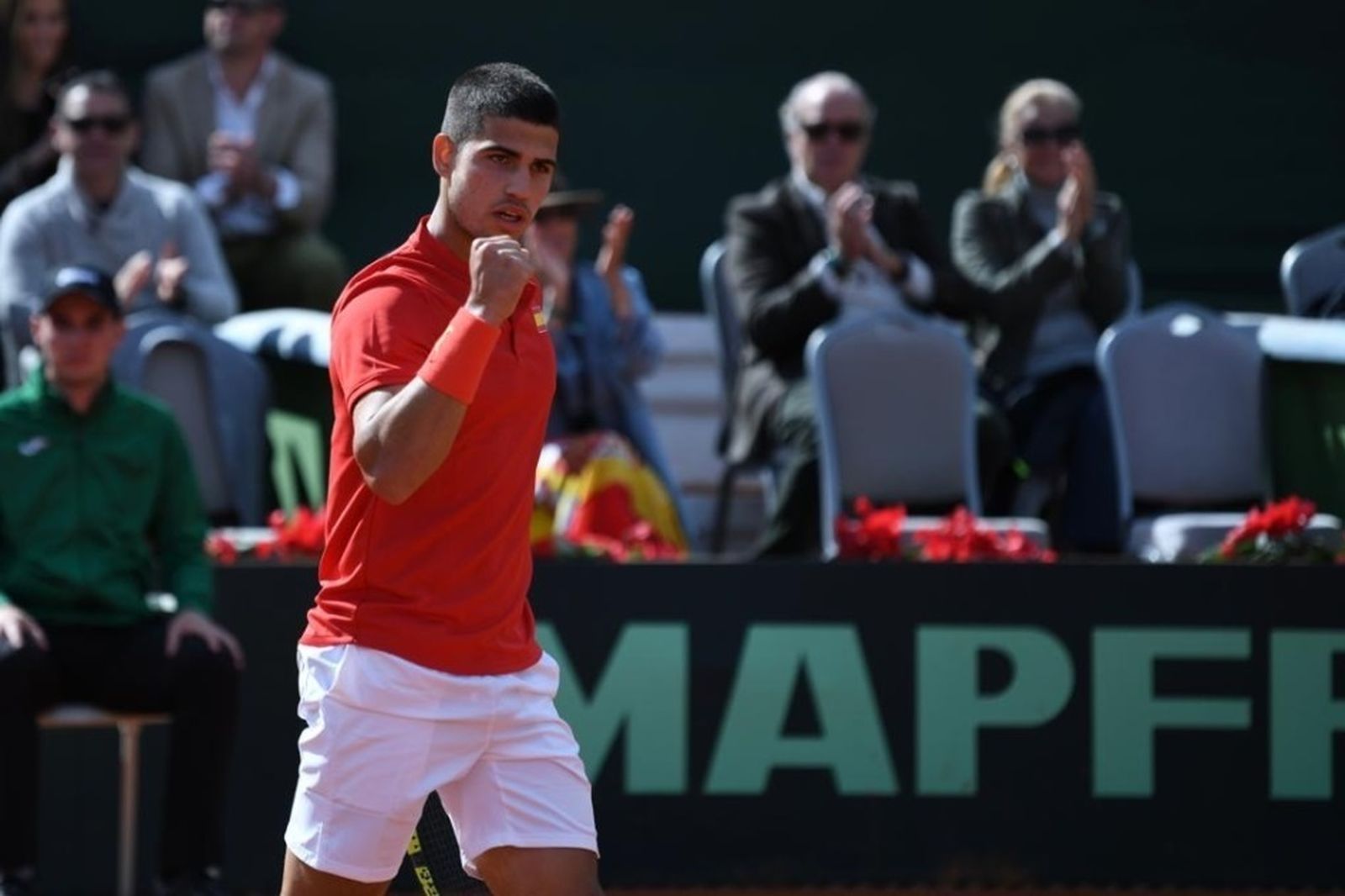 El tenista español Carlos Alcaraz  ha ayudado a la victoria de España en la Copa Davis ante Rumanía