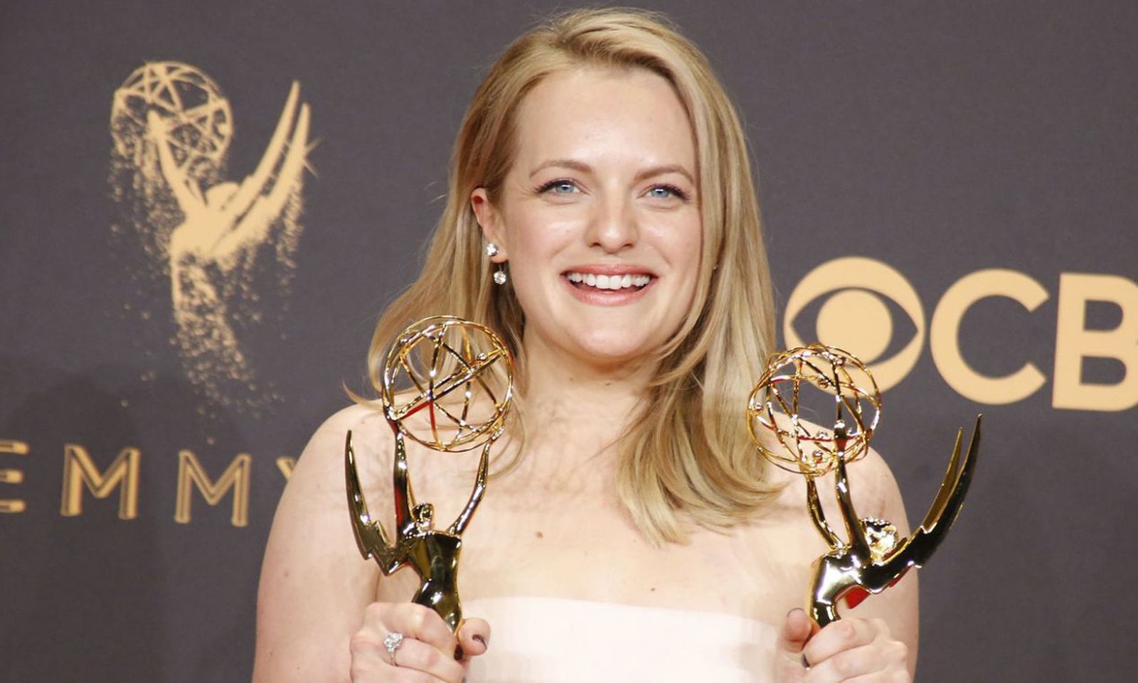 Elisabeth Moss: "Estamos sacando a la luz historias desconocidas de mujeres"