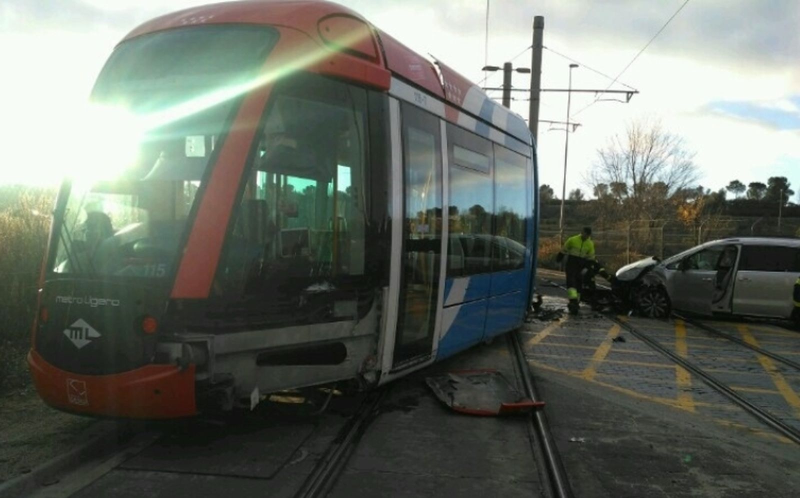 Un herido en un accidente entre el Metro Ligero y un vehículo en Boadilla