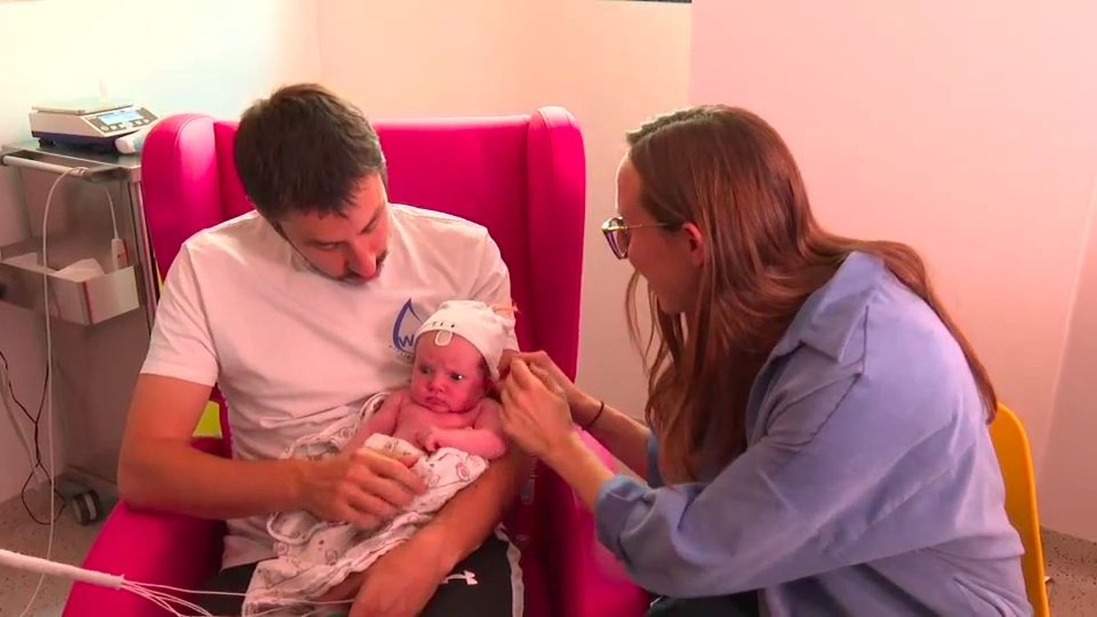 El Hospital 12 de Octubre, pionero en España en acompañamiento familiar a bebés prematuros y enfermos