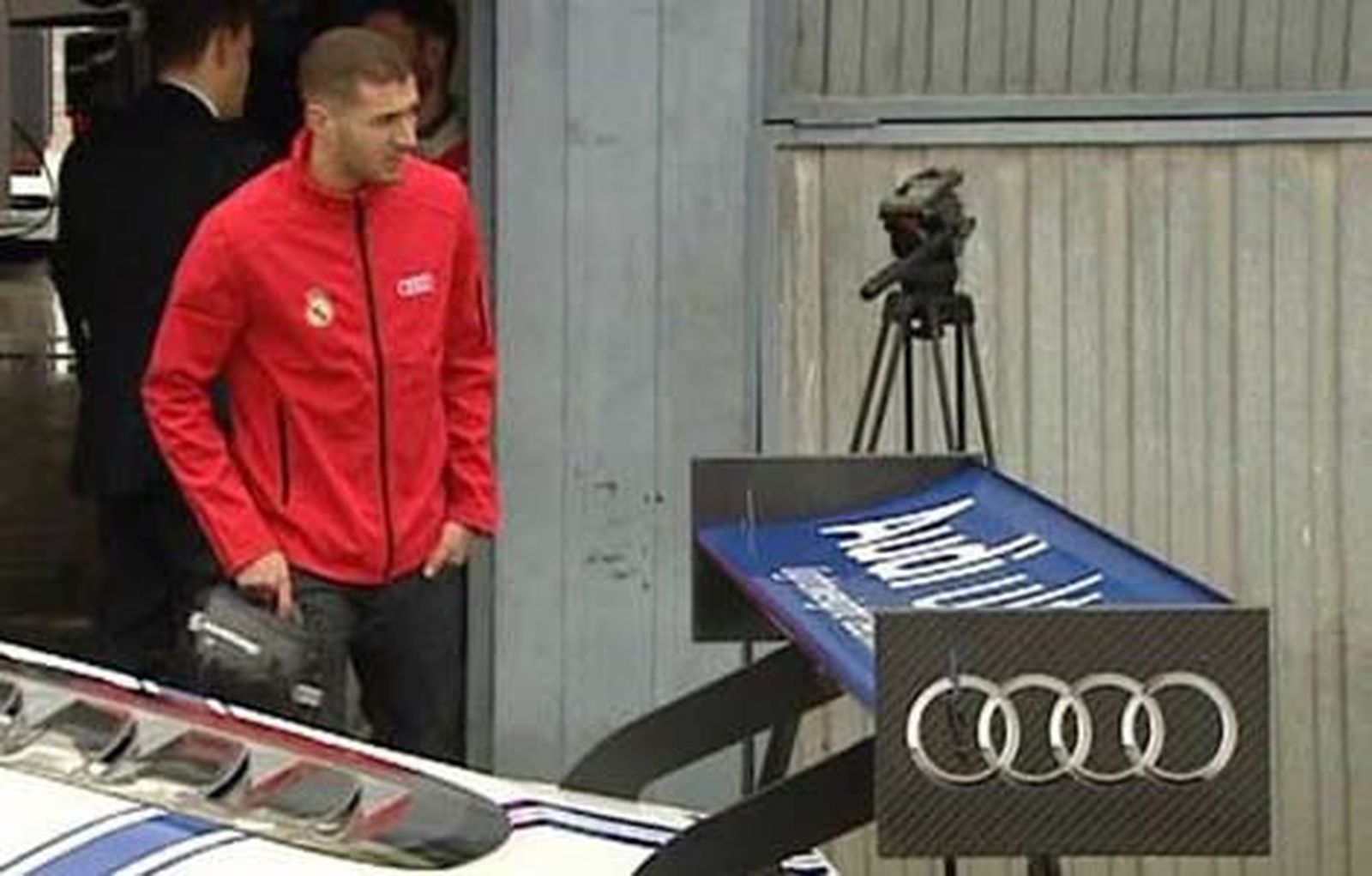 Benzema cazado a 126km/h
