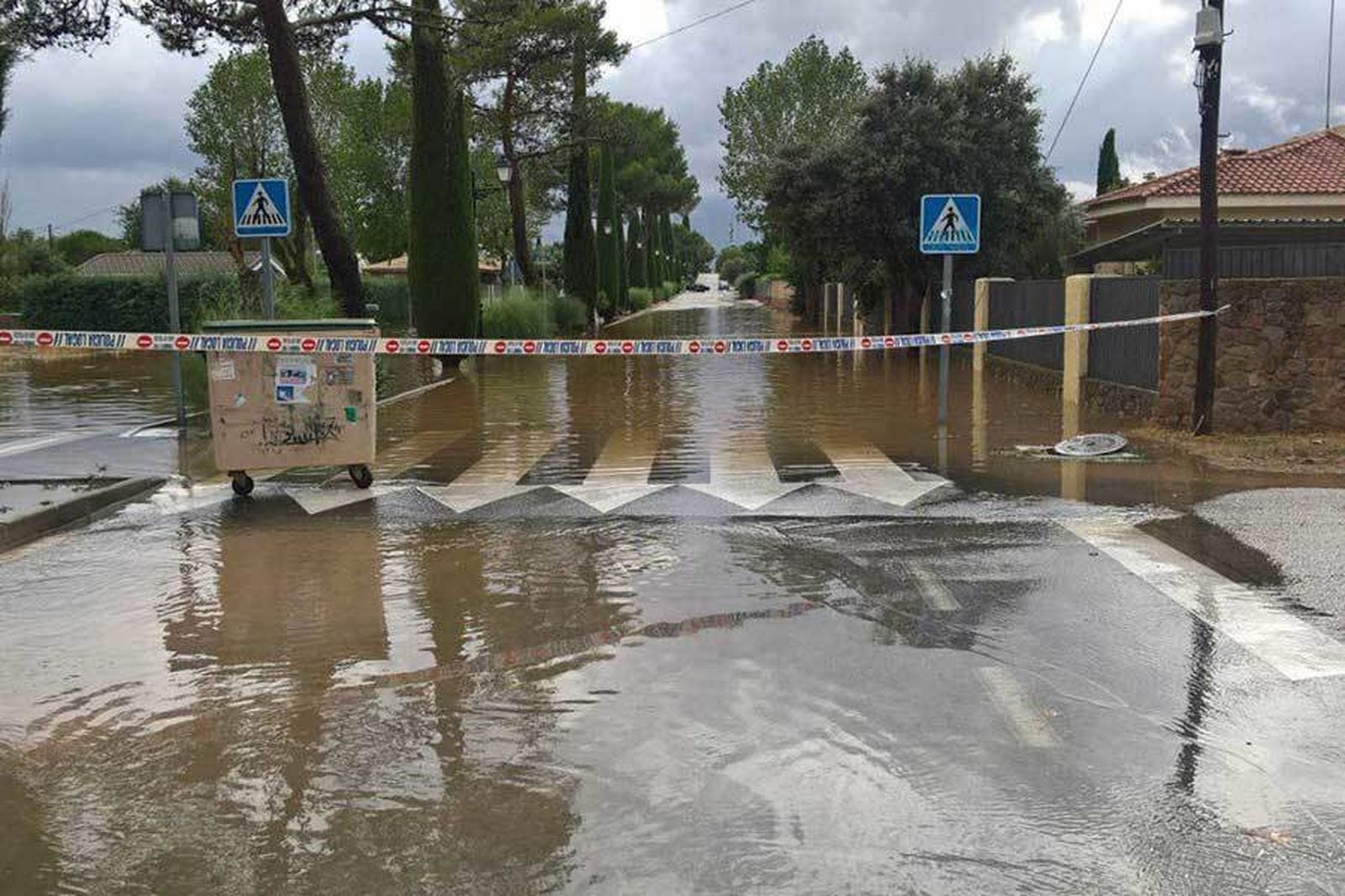 La alcaldesa de Nuevo Baztán: "Queremos considerarlo zona catastrófica para que no haya problemas con el Consorcio de Seguros"