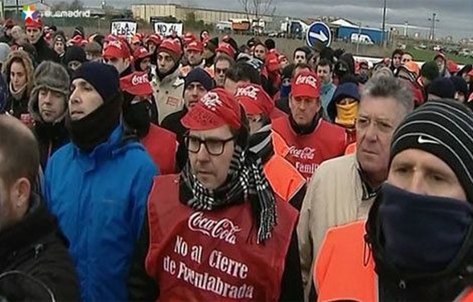 La Comunidad  dará "facilidades" para evitar el cierre de Coca-Cola en Fuenlabrada