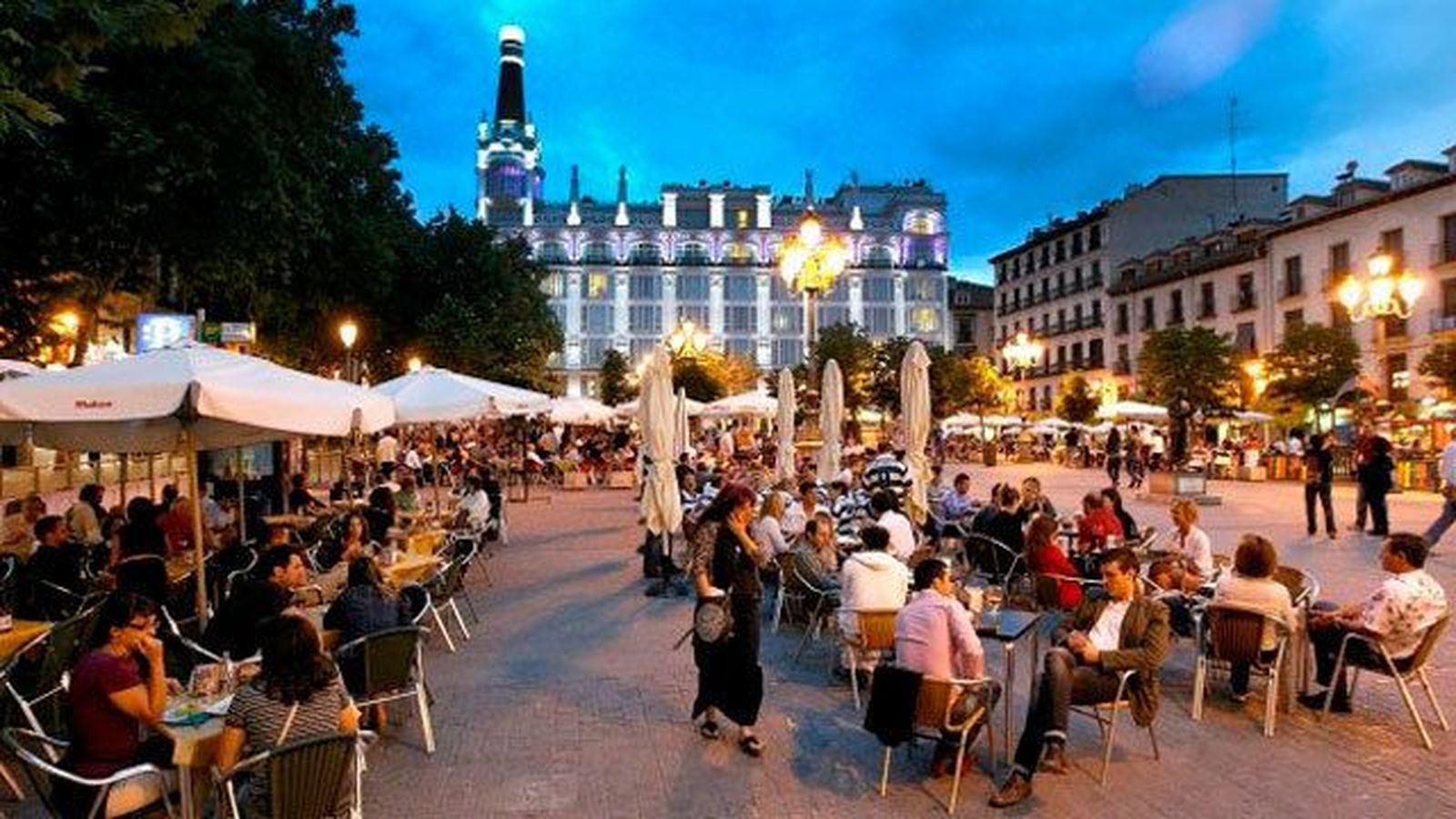Campaña municipal  para concienciar contra el ruido del ocio nocturno en Centro