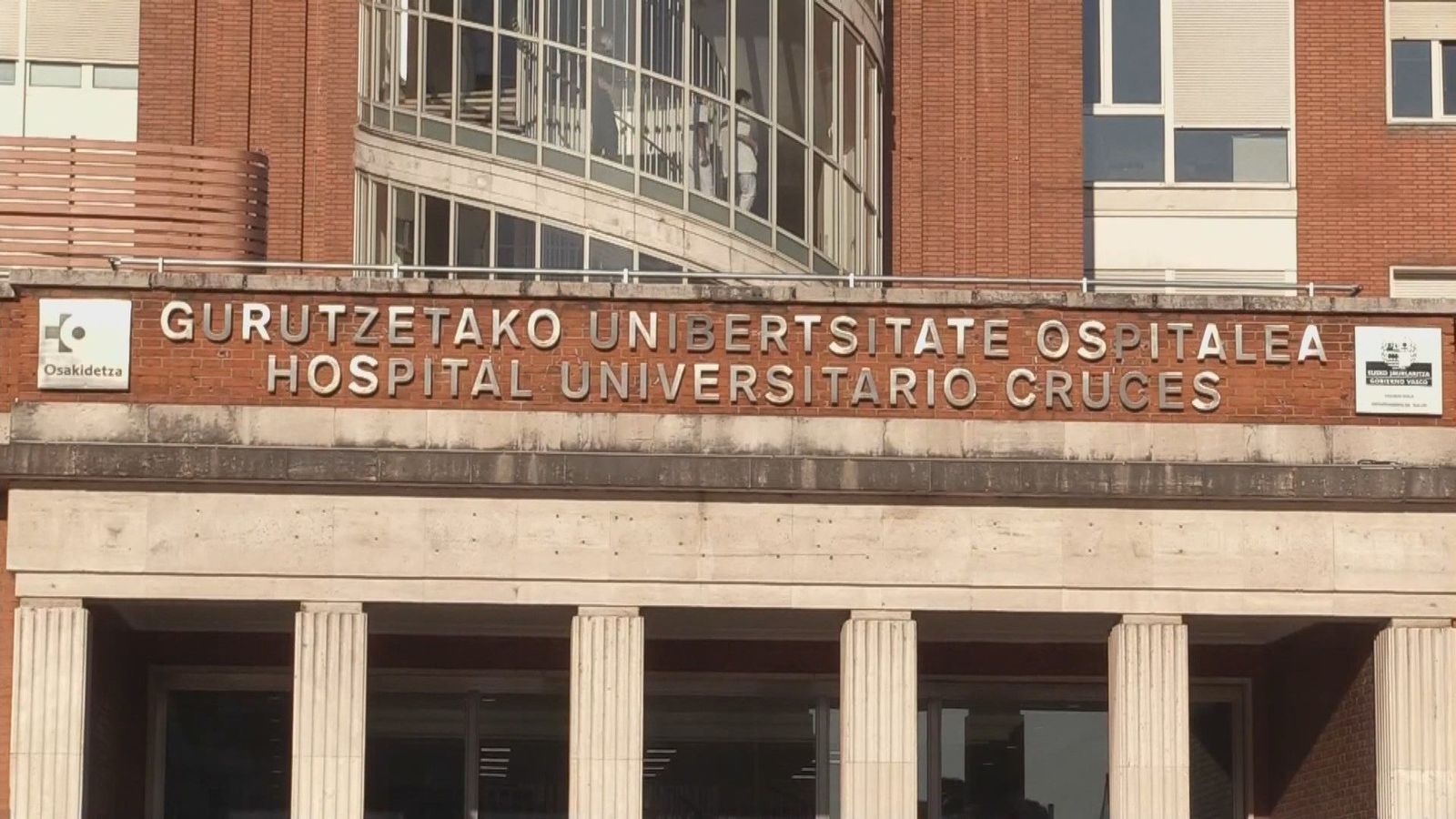 Amonestan a un médico del servicio vasco por tratar a una menor fuera de su jornada