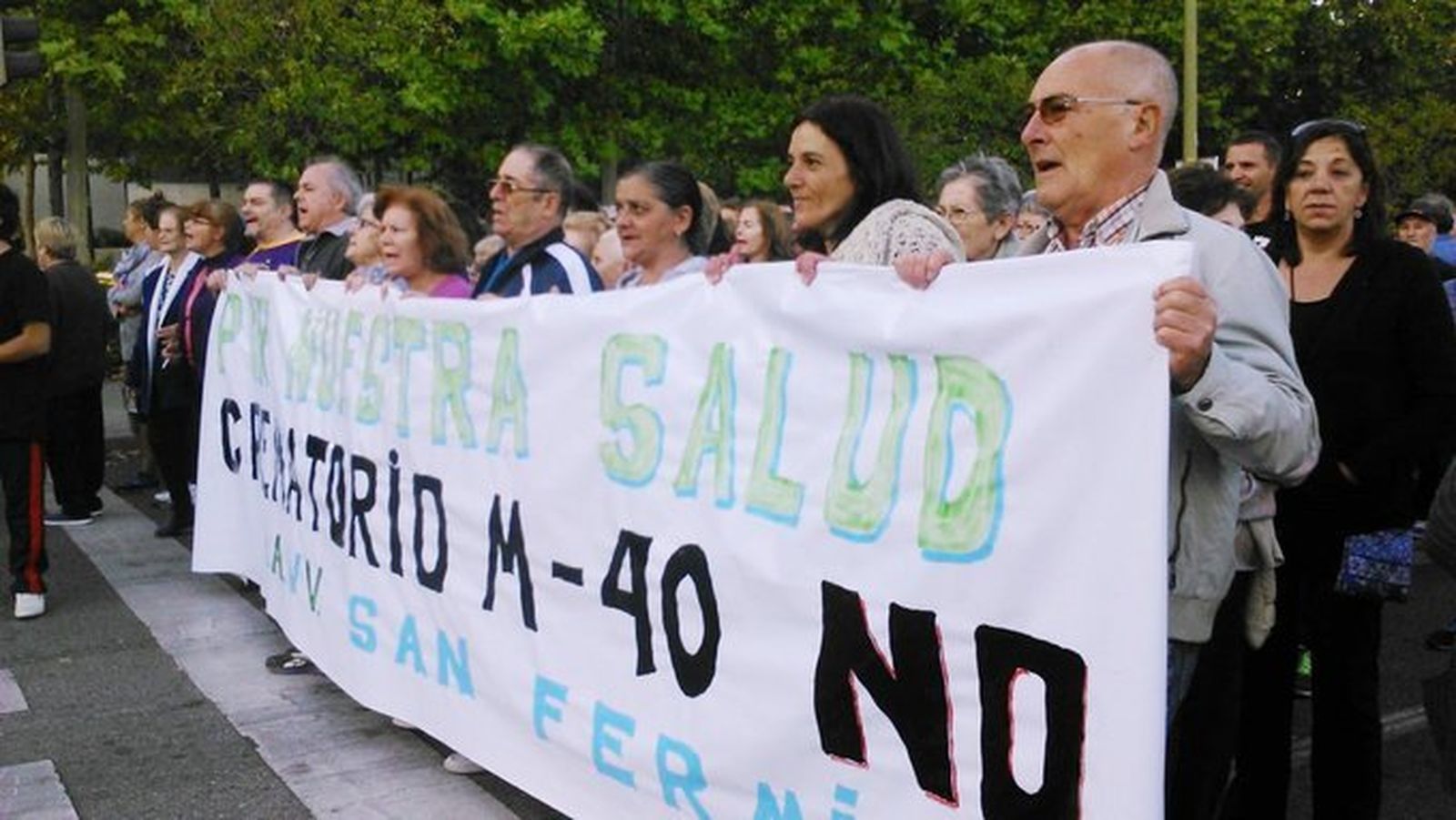 Manifestación en San Fermín contra el crematorio de la M40