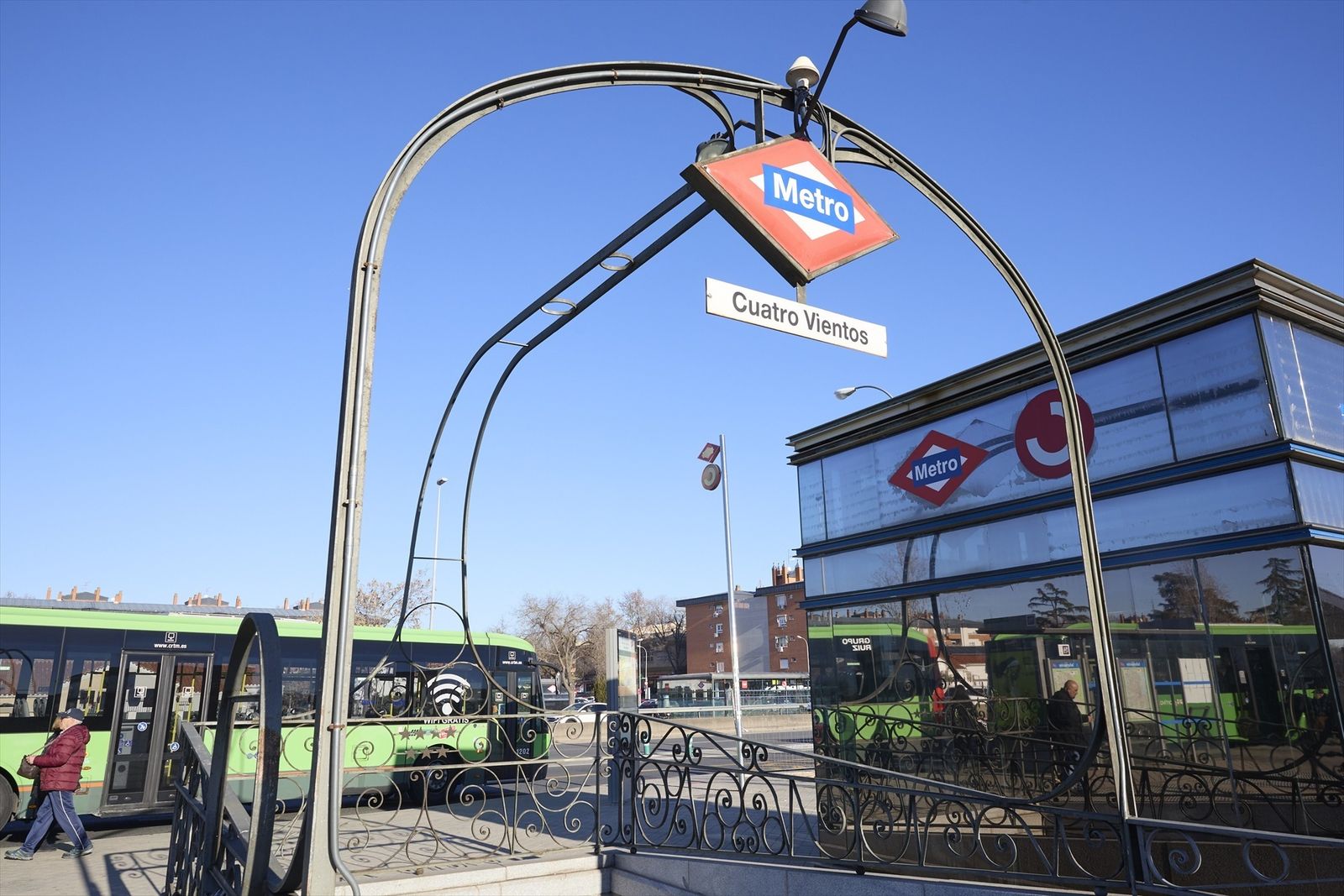 Estación de metro de Cuatro Vientos