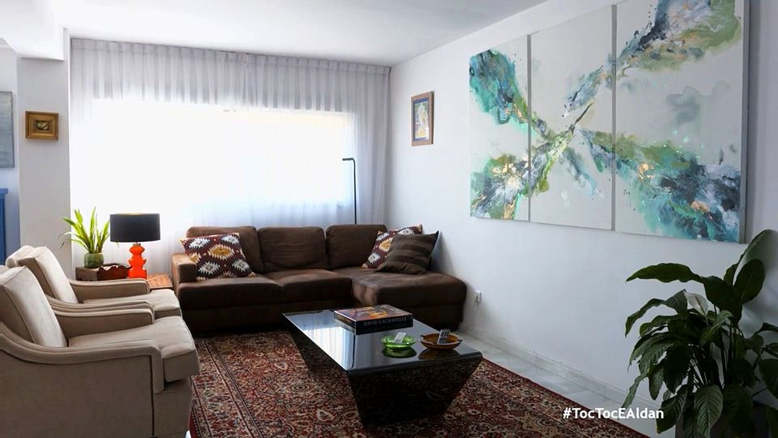 Salón del barrio de la Concepción (Toc toc... ¿se puede?: Eduardo Aldán)