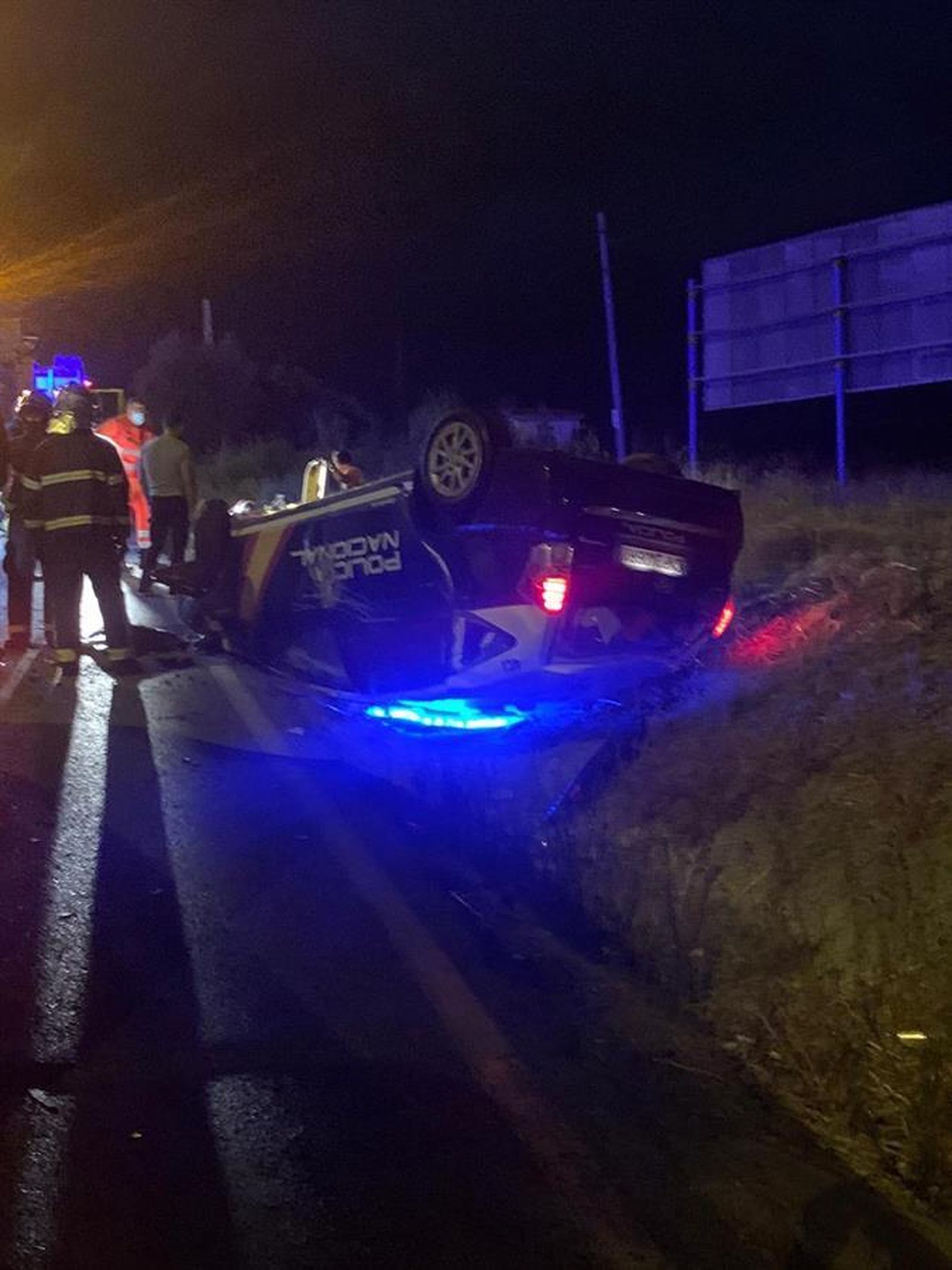 Coche embestido en Algeciras