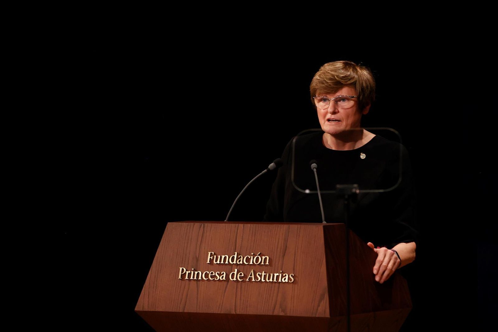 Katalin Karikó,  Premio Princesa de Asturias de Investigación Científica y Técnica, se dirige al público