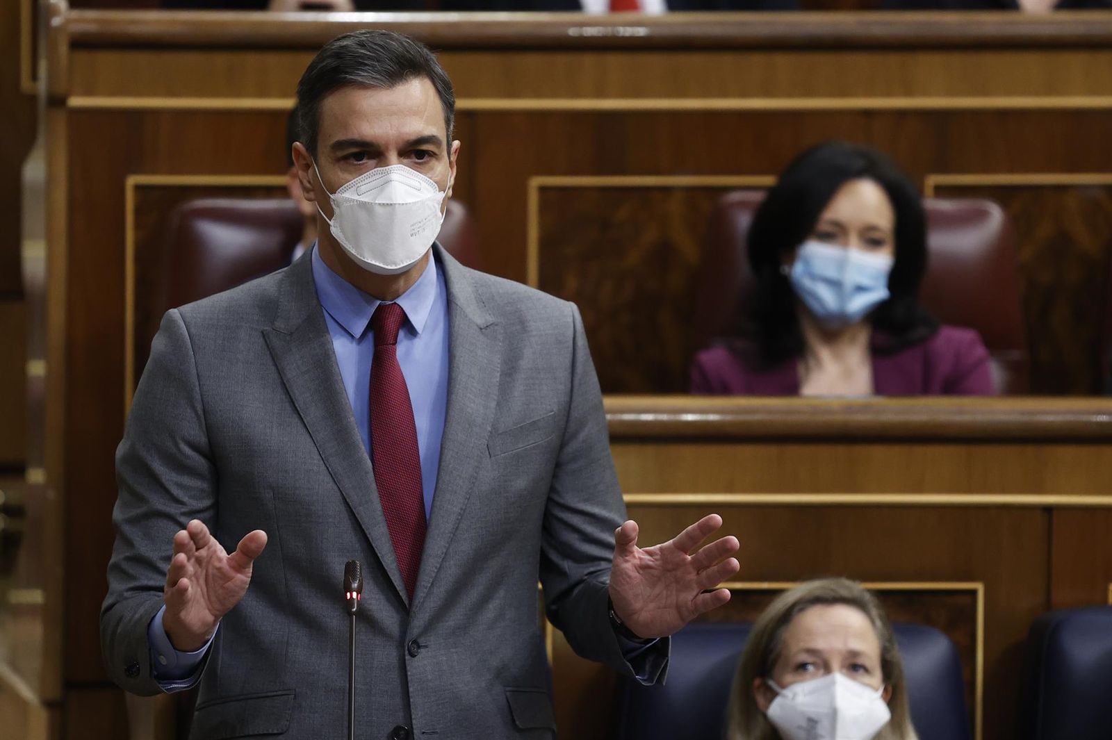 La despedida de Sánchez a Casado