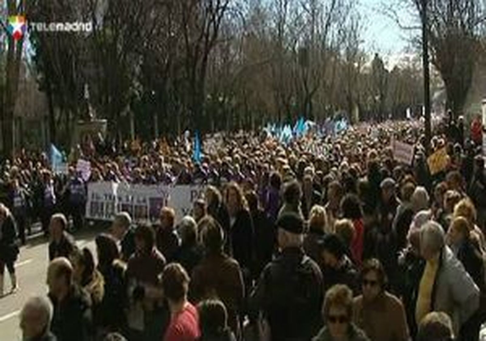 Miles de personas se manifiestan en Madrid en contra de la reforma del aborto