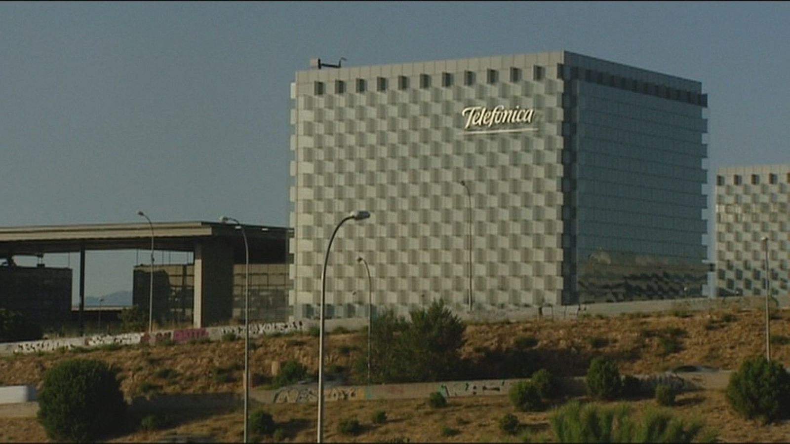 Telefónica ensaya la jornada de 4 días con un 16% menos de sueldo