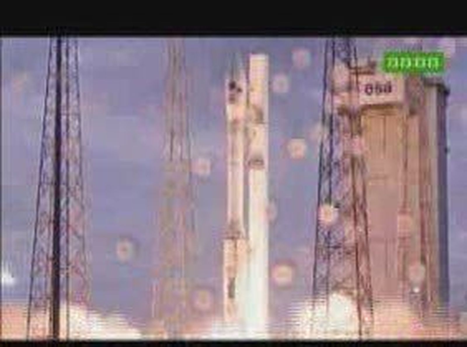 El microsatéite español Xatcobeo ya navega en el espacio