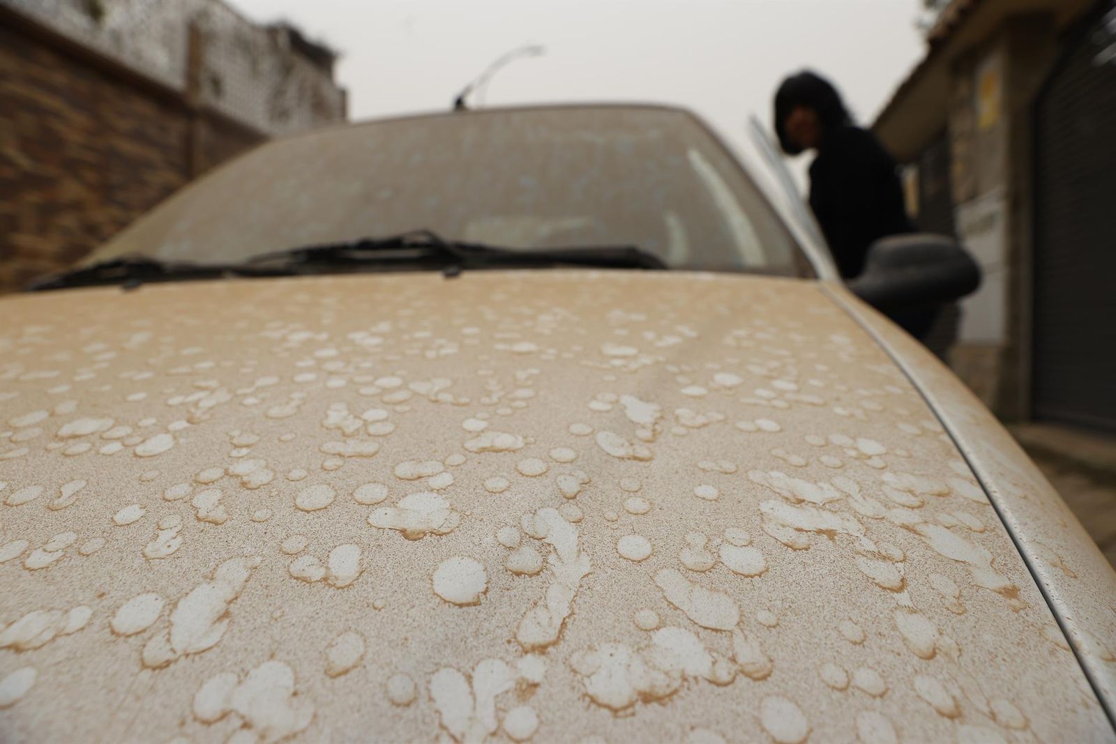 Lluvia de barro en Madrid: las imágenes de la 'Filomena naranja'