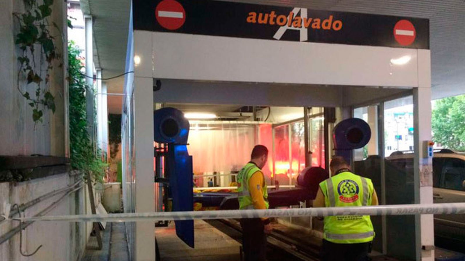 Herido grave un empleado de 53 años al que amputó un pie un túnel de lavado