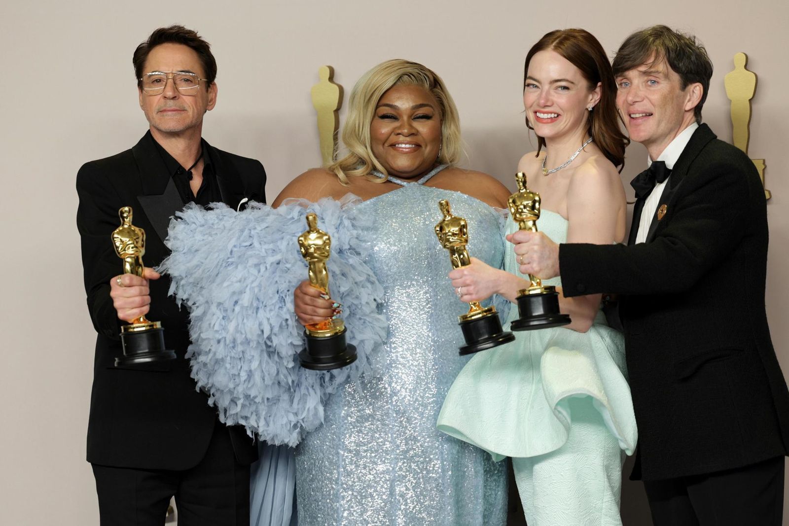 Robert Downey Jr., (Mejor actor de reparto); Da'Vine Joy Randolph, (Mejor actriz de reparto); Emma Stone, (Mejor Actriz); y Cillian Murphy (Mejor Actor)