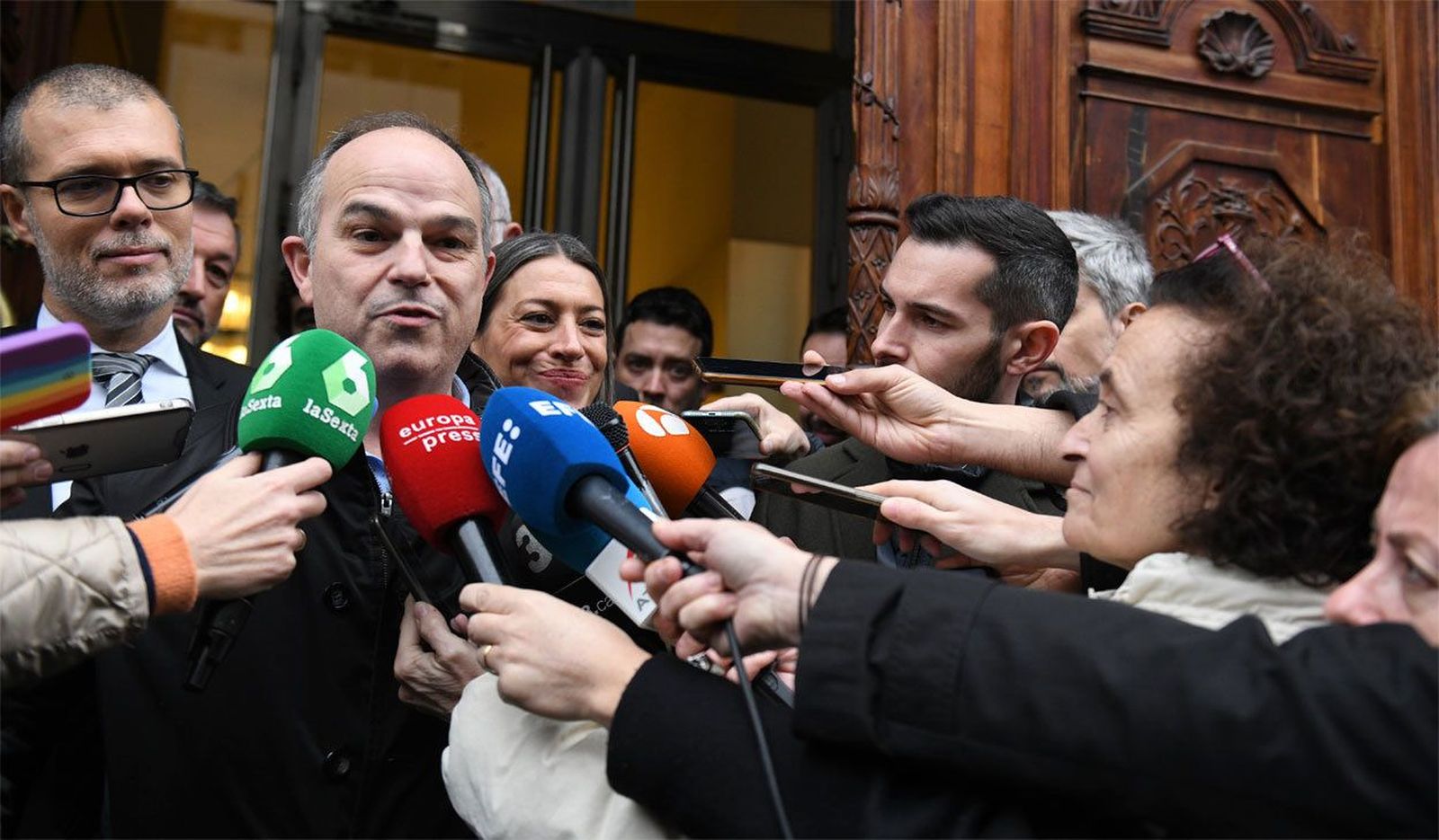 PSOE y Junts tienen una reunión "productiva" de hora y media con contenido desconocido