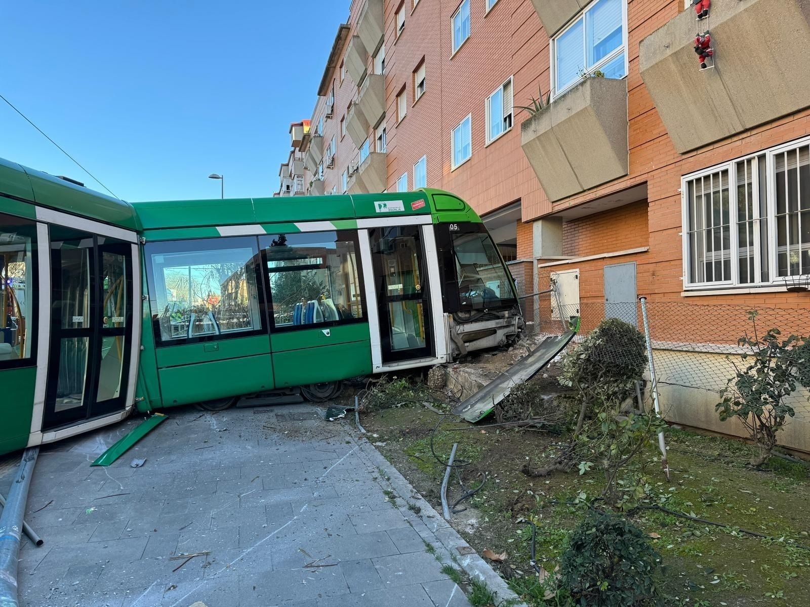 Accidente de un tranvía en Parla con 13 heridos