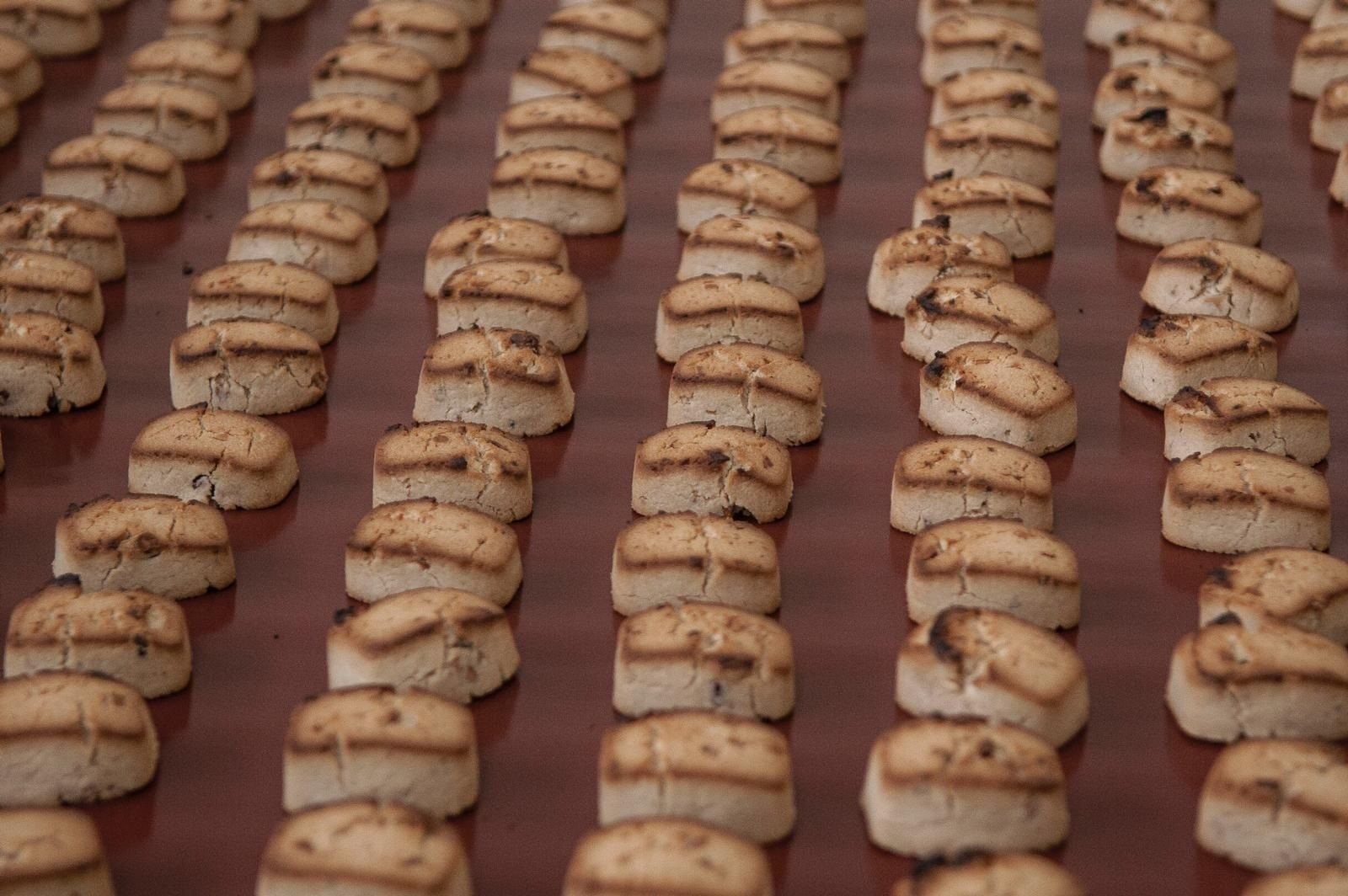 Estepa comienza su popular campaña de polvorones y mantecados
