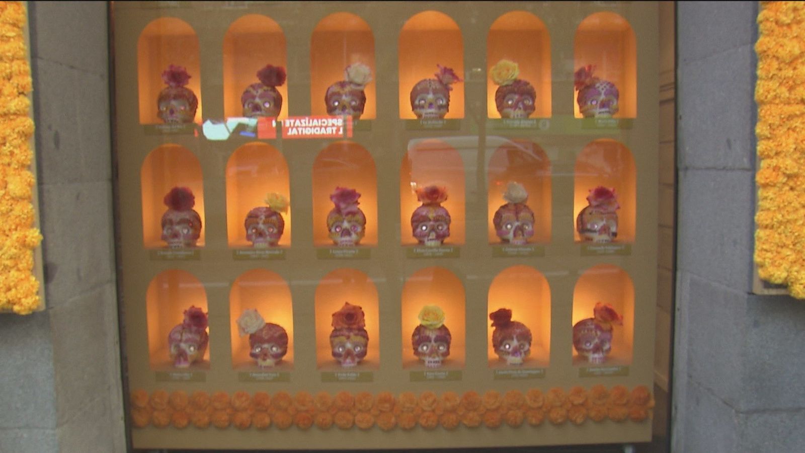 El altar de muertos de la Casa de México en Madrid: un tributo a la muerte festejando la vida