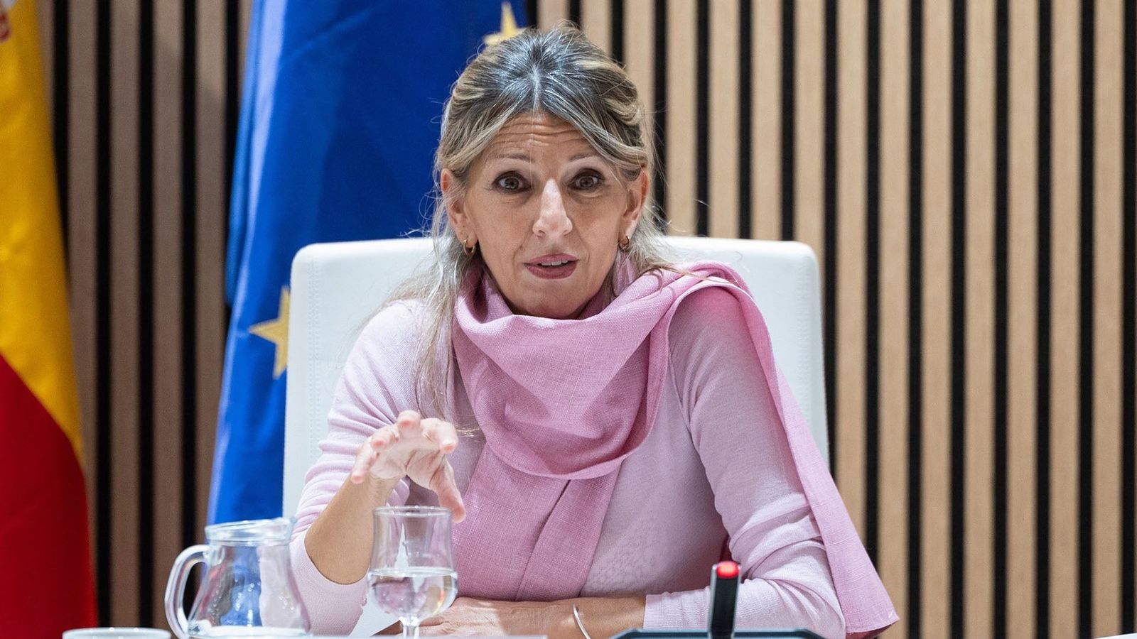 El Gobierno inicia los trámites para subir el SMI en 2027 tras recibir las primeras propuestas de los expertos