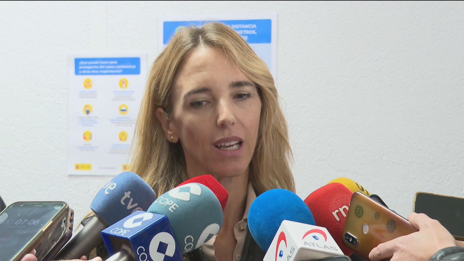 Cayetana Alvarez de Toledo: "He venido a Zamora para declarar que la tierra es redonda"