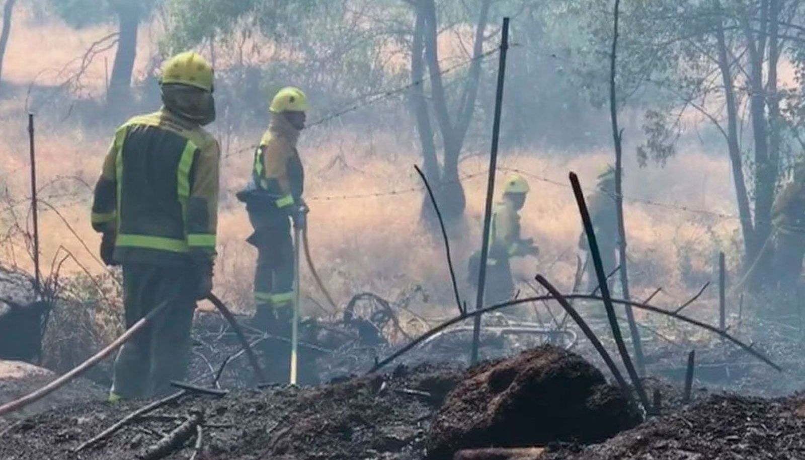 El incendio de Cadalso y Cenicientos se ha partido en dos