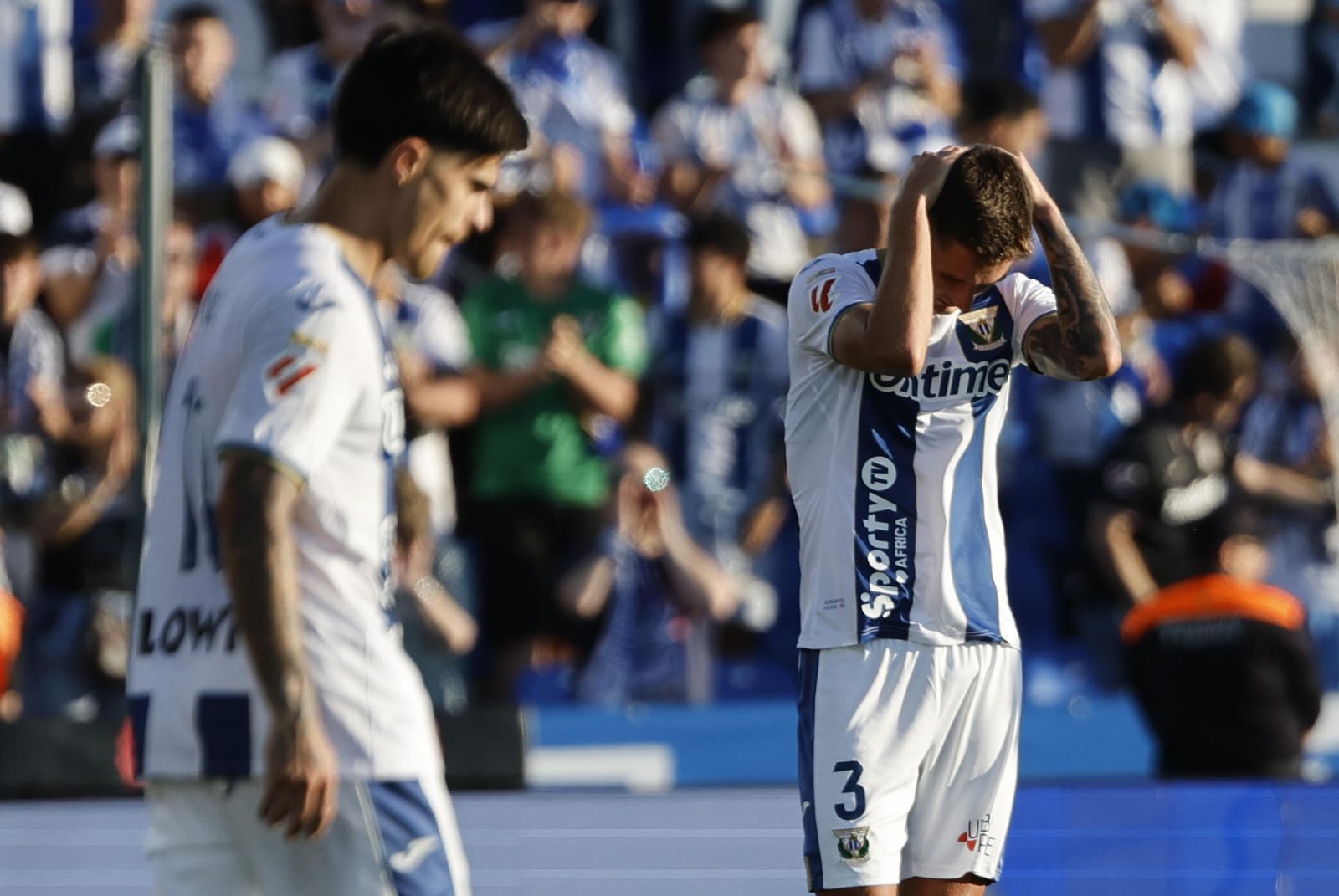 Desolación en los jugadores del Leganés por el descenso a Segunda