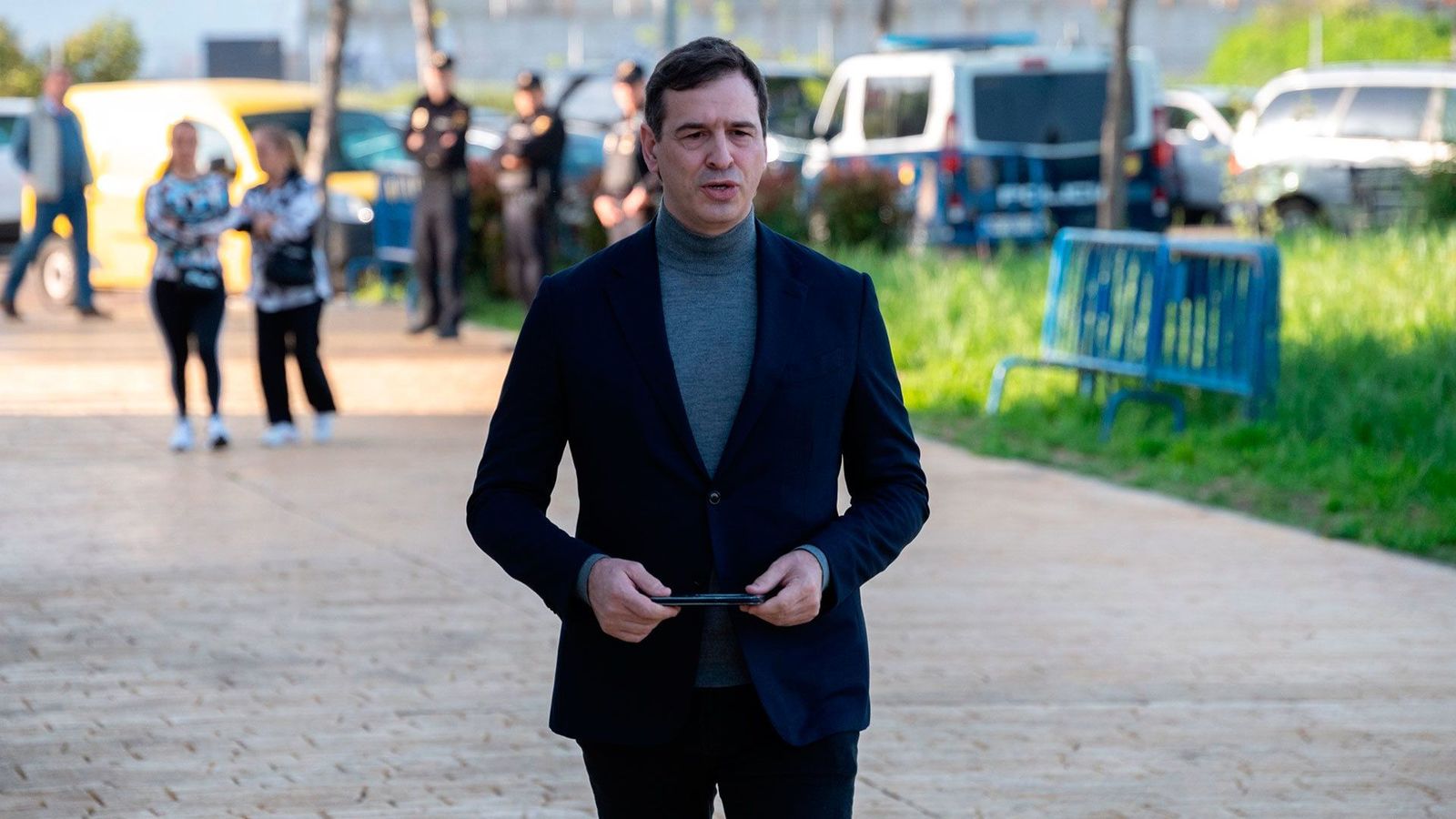 El hermano de Sánchez cobró 340.572 euros en nueve años de la Diputación de Badajoz