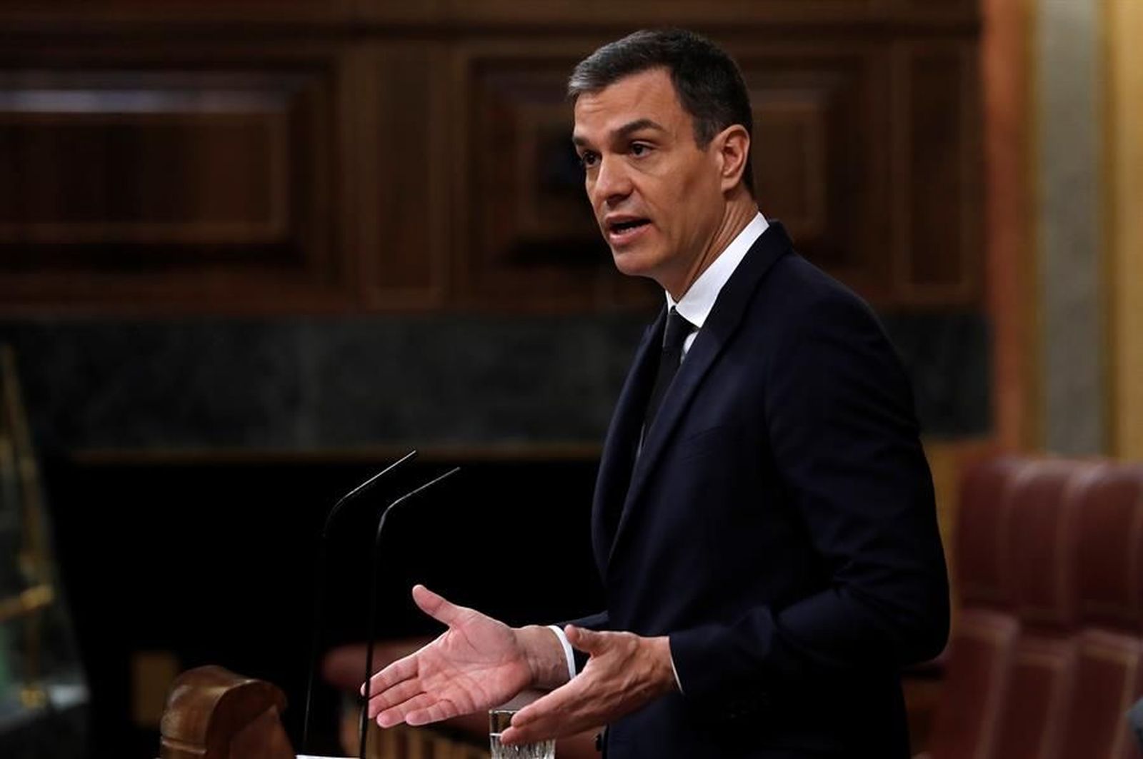 Sánchez rechaza el "veneno del odio" y proclama: "Lo digo alto y claro, viva el 8 de marzo"