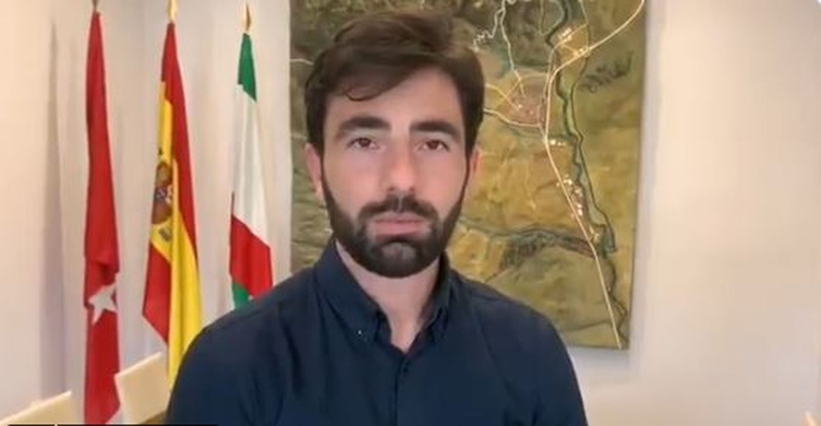 Roberto Ronda, alcalde de San Agustín de Guadalix: "El bando busca mediar entre todos los vecinos"