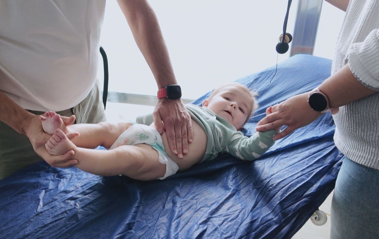 Fisioterapia para bebés en Griñón: pequeños ejercicios con grandes resultados