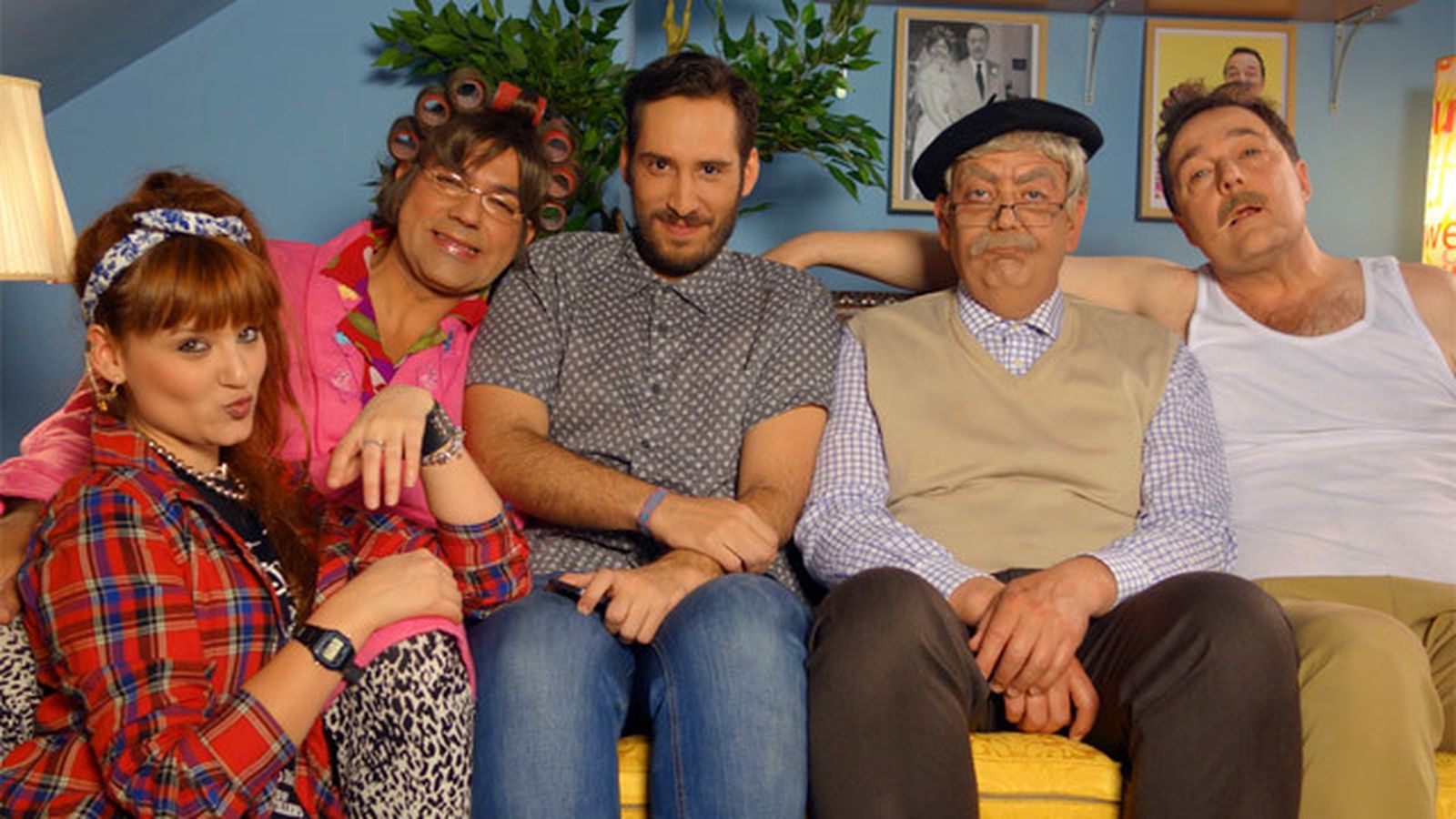 La familia Del Barrio se incorpora a Los Tele Tipos