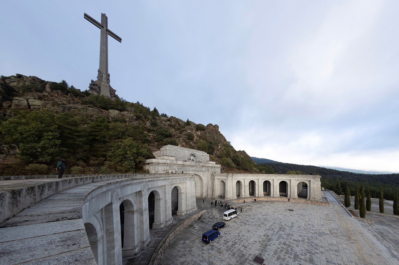 El Valle de los Caídos, momentos antes de la exhumación de Francisco Franco