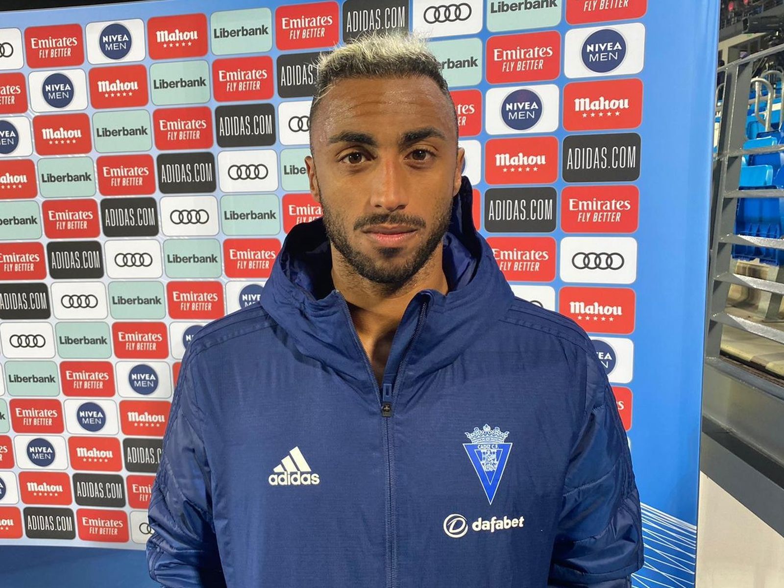 Akapo: "Fuera de casa el Cádiz está muy fuerte, así será contra el Atlético"