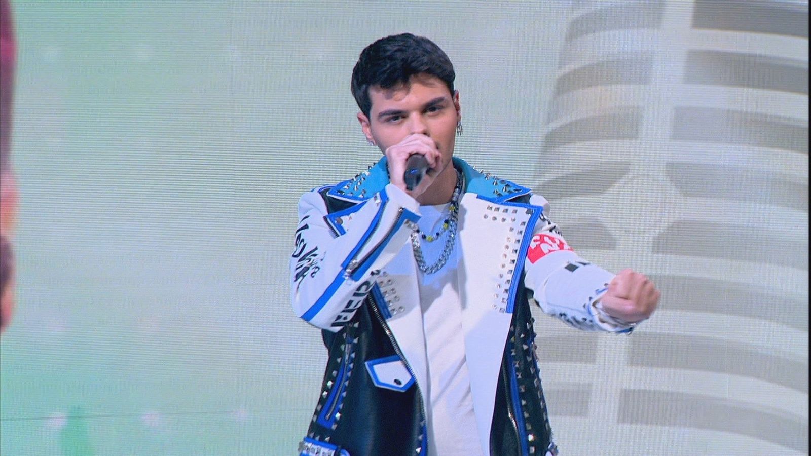 Abraham Mateo canta en Juntos su último single 'La Idea'