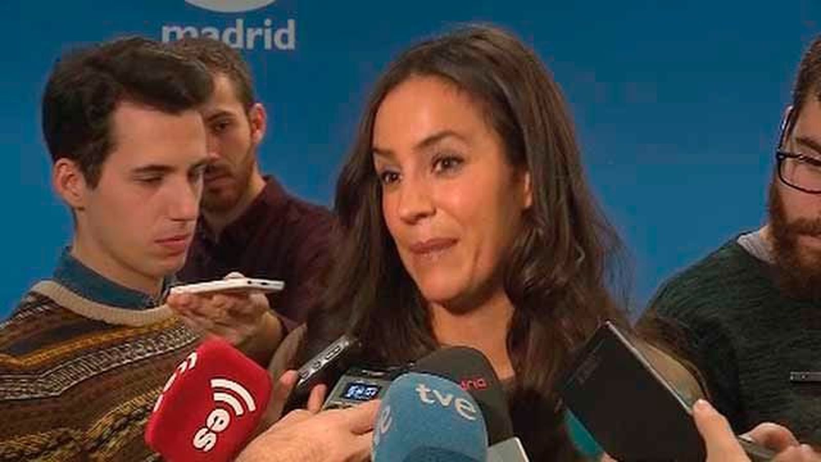 Ciudadanos y PP creen que PSOE y Ahora Madrid "escenifican" con los presupuestos